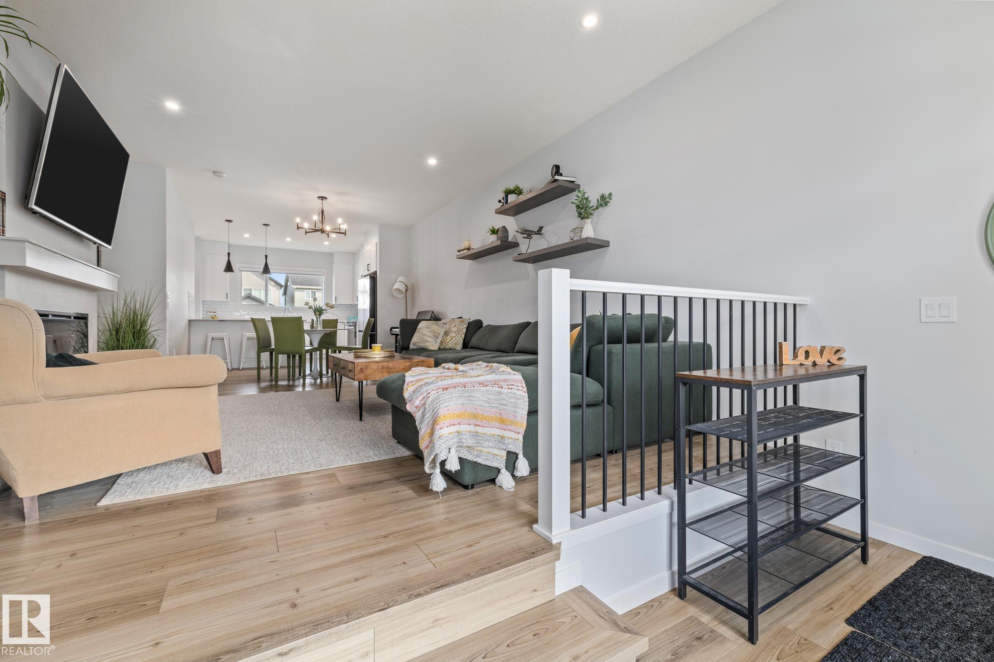 Photo 3 at 31 Dorais Way, South Fort, Fort Saskatchewan