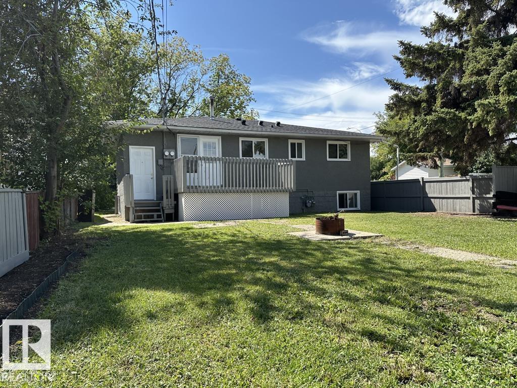 Photo 34 at 9512/9514 128 Avenue NW, Killarney, Edmonton