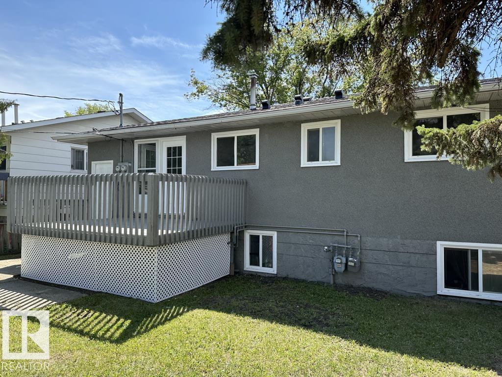 Photo 36 at 9512/9514 128 Avenue NW, Killarney, Edmonton