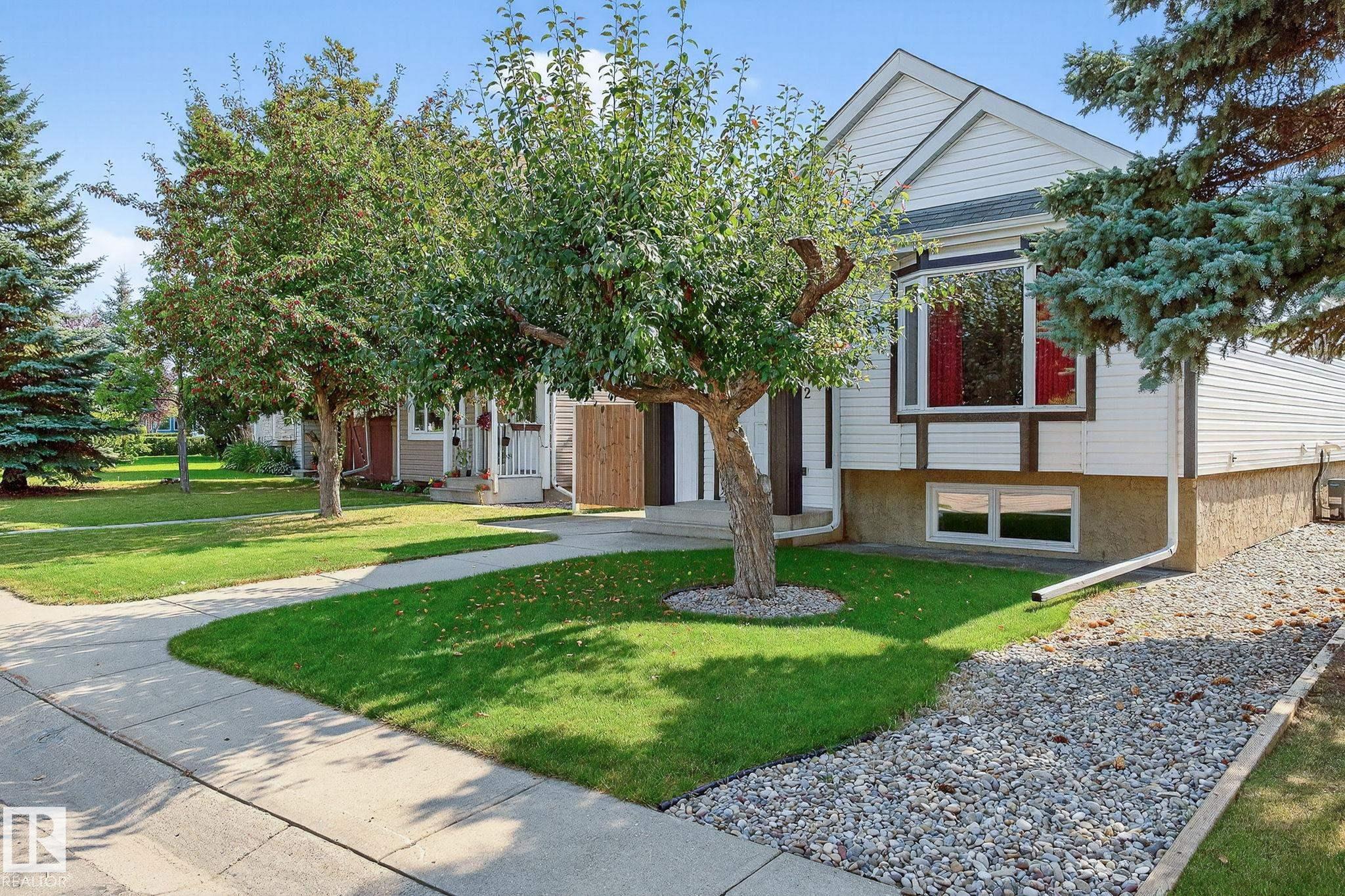 Photo 3 at 12 St. Andrews Avenue, St. Andrews, Stony Plain
