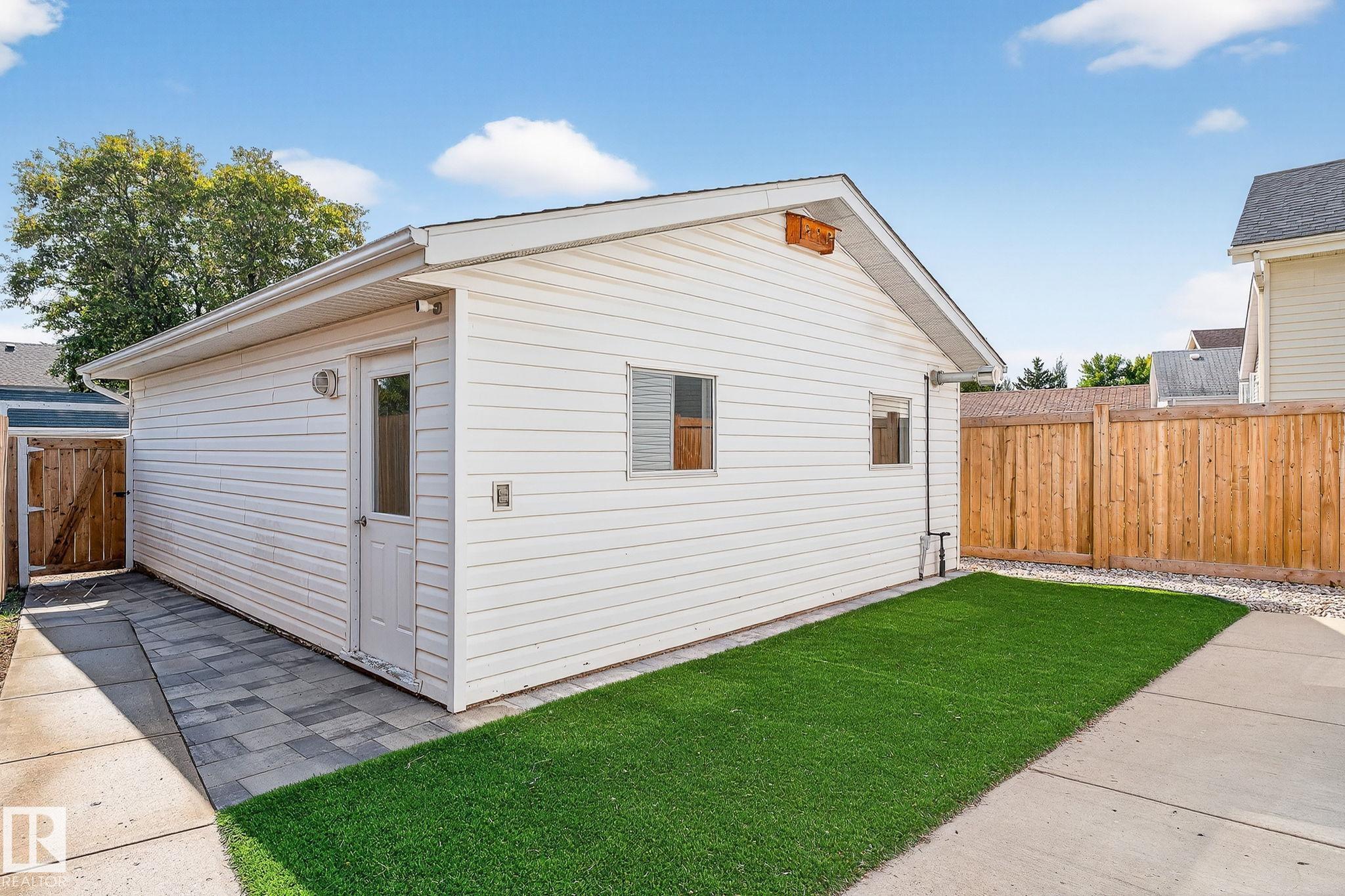 Photo 45 at 12 St. Andrews Avenue, St. Andrews, Stony Plain