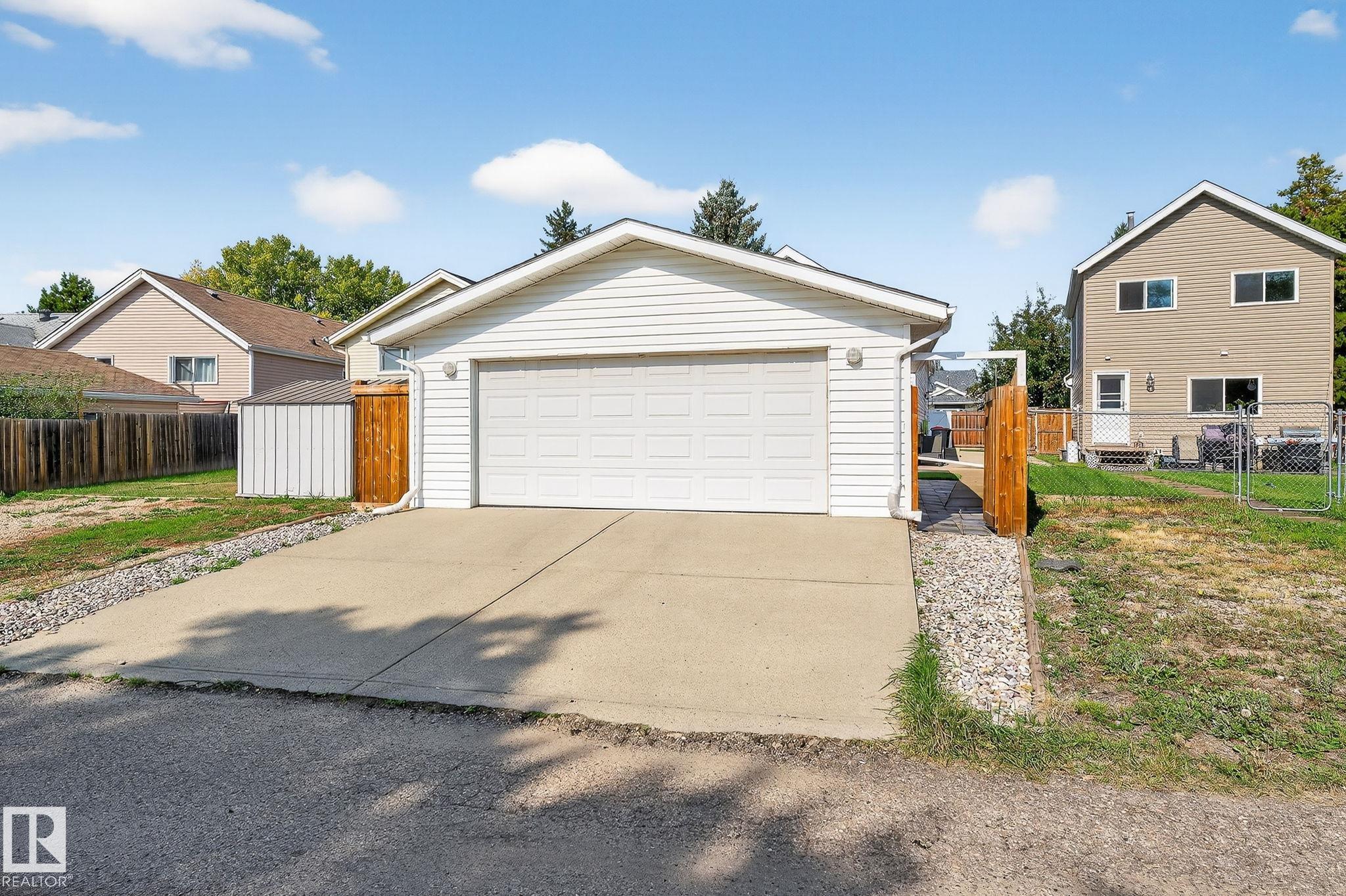 Photo 52 at 12 St. Andrews Avenue, St. Andrews, Stony Plain