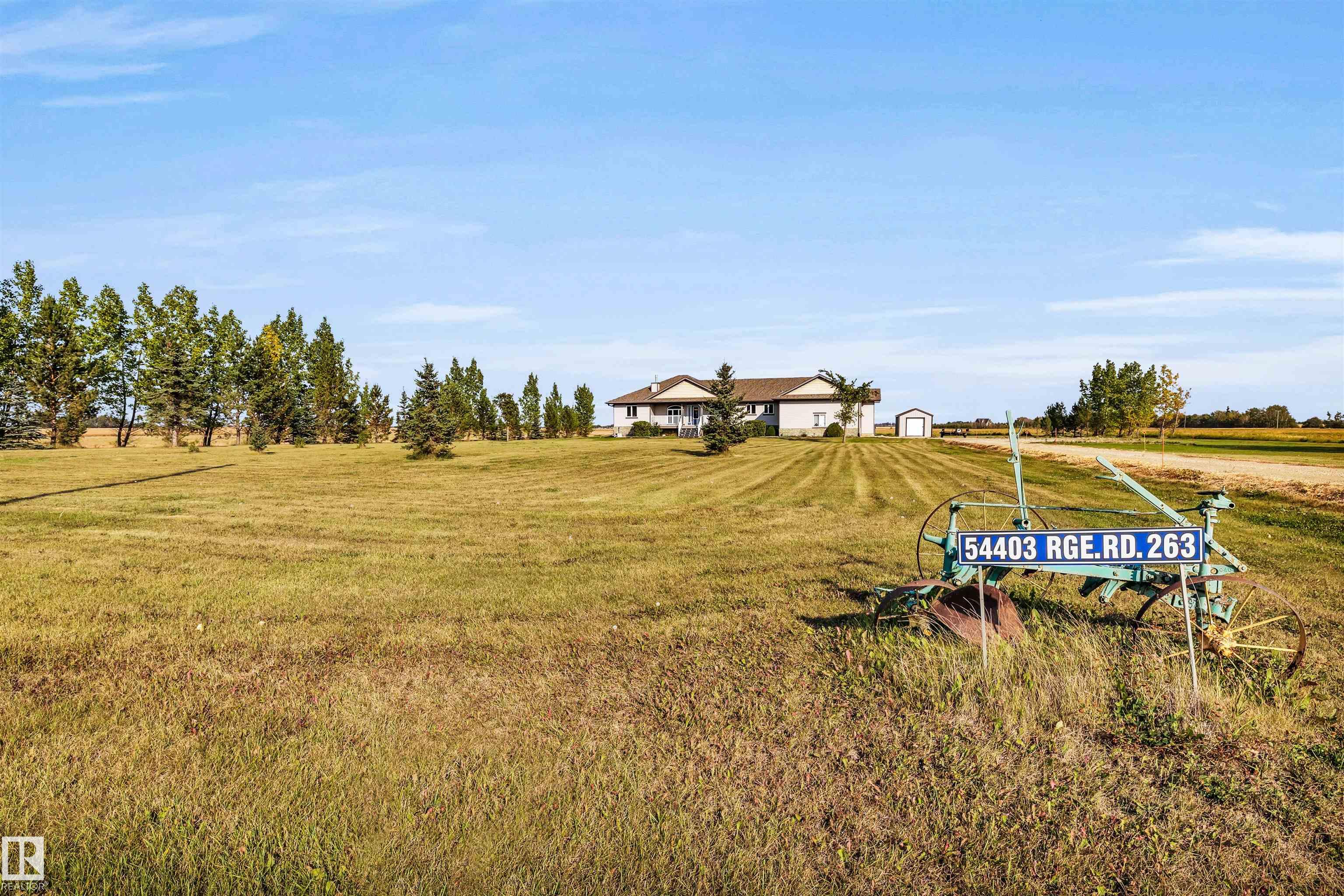 Photo 2 at 54403 Range Road 263, None, Rural Sturgeon County
