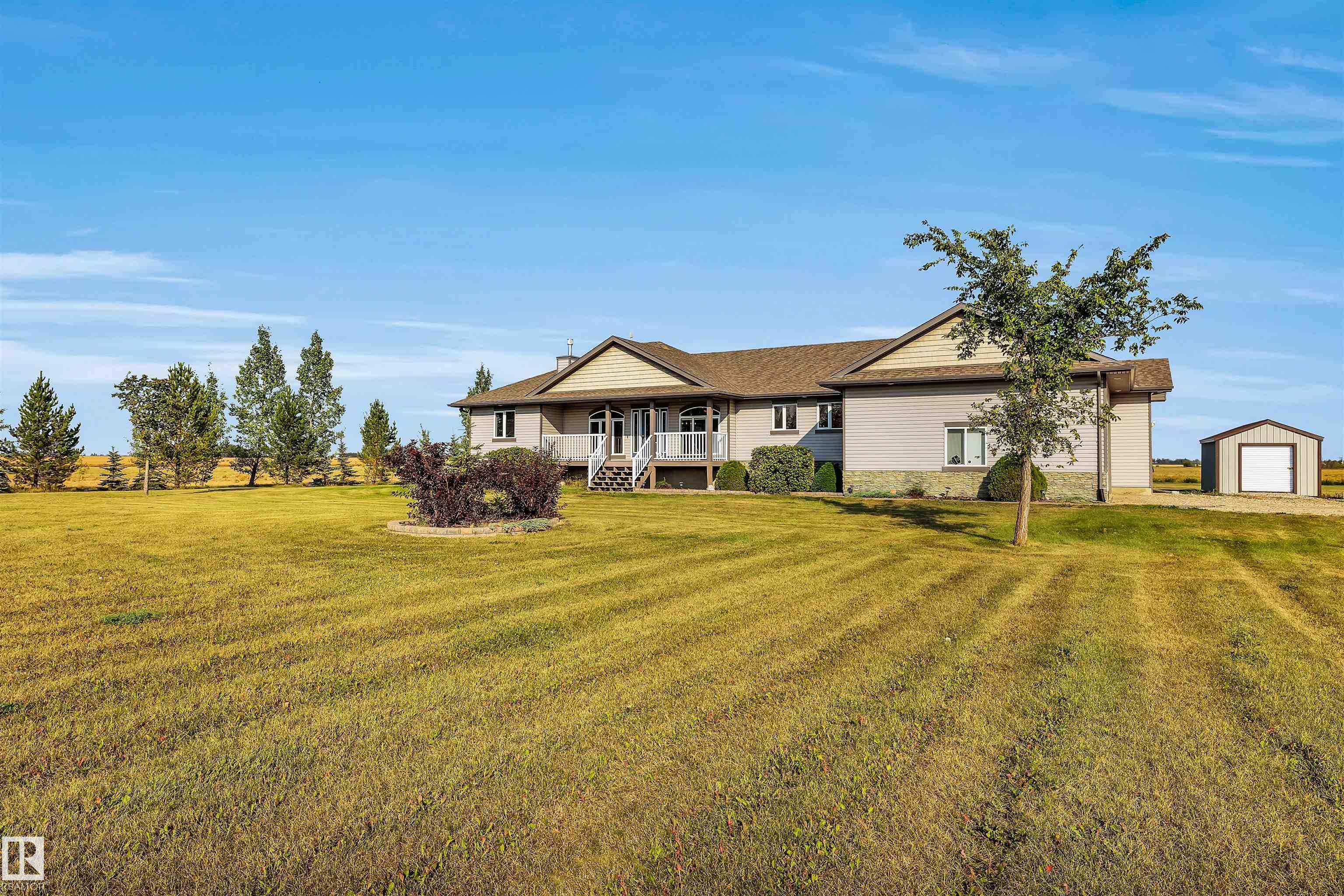 Photo 6 at 54403 Range Road 263, None, Rural Sturgeon County