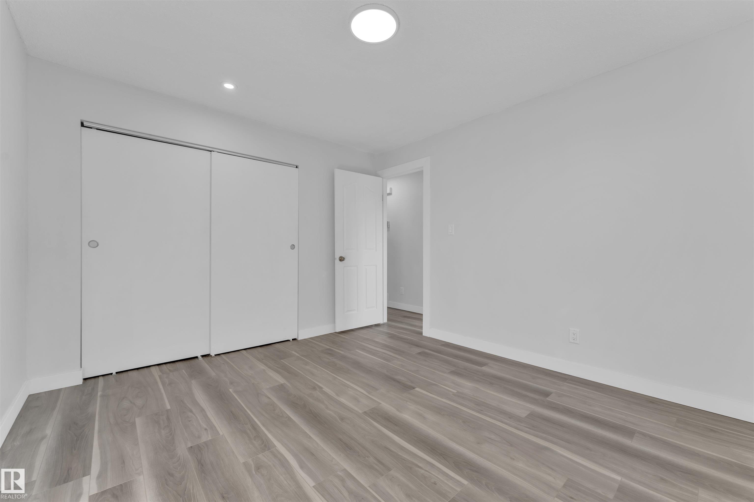 Photo 13 at 1758 37 Street NW, Daly Grove, Edmonton