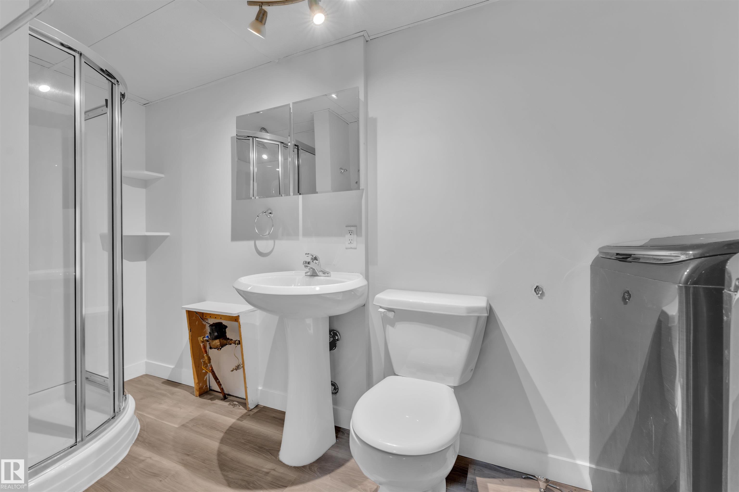 Photo 20 at 1758 37 Street NW, Daly Grove, Edmonton