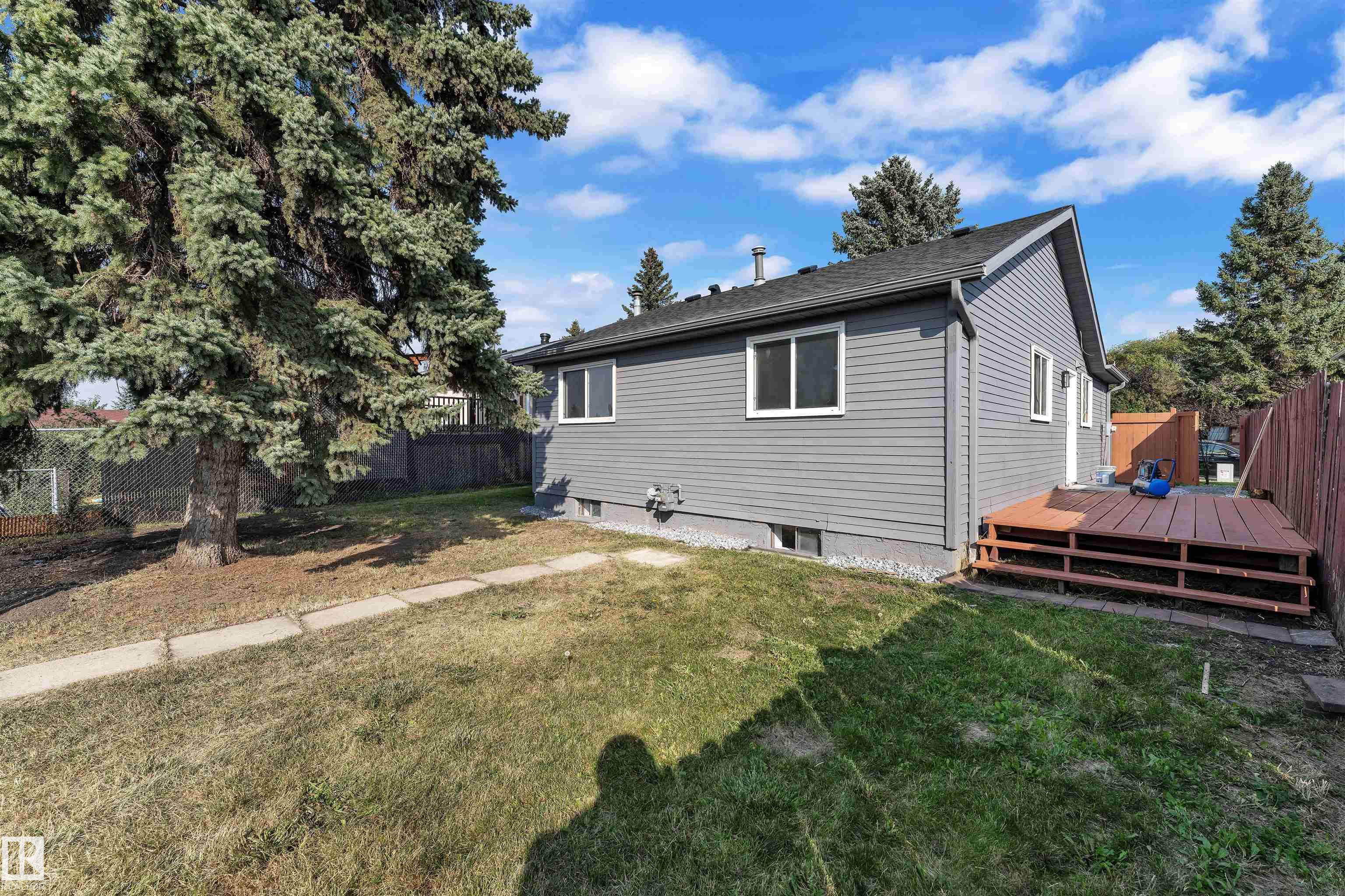 Photo 28 at 1758 37 Street NW, Daly Grove, Edmonton