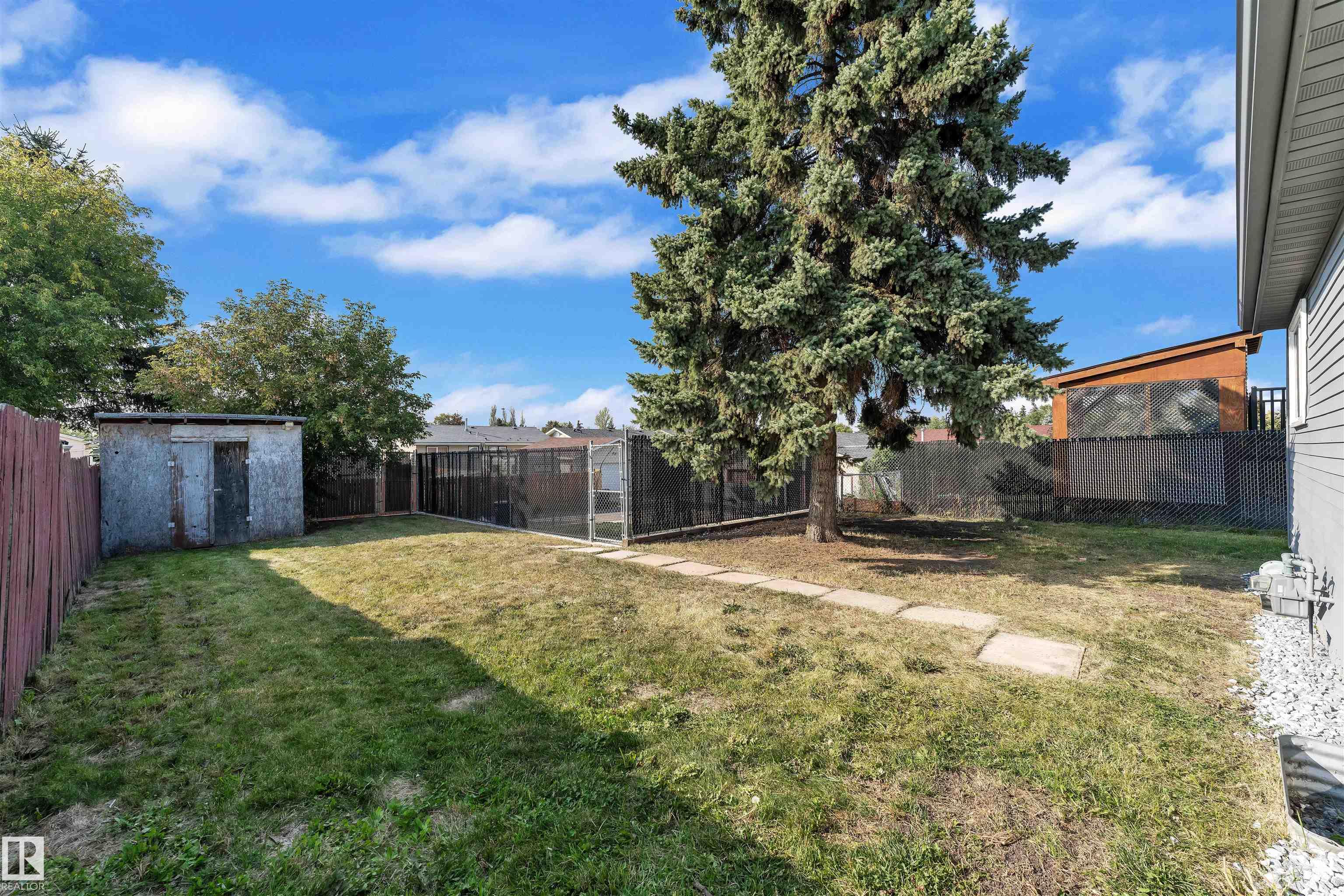 Photo 31 at 1758 37 Street NW, Daly Grove, Edmonton
