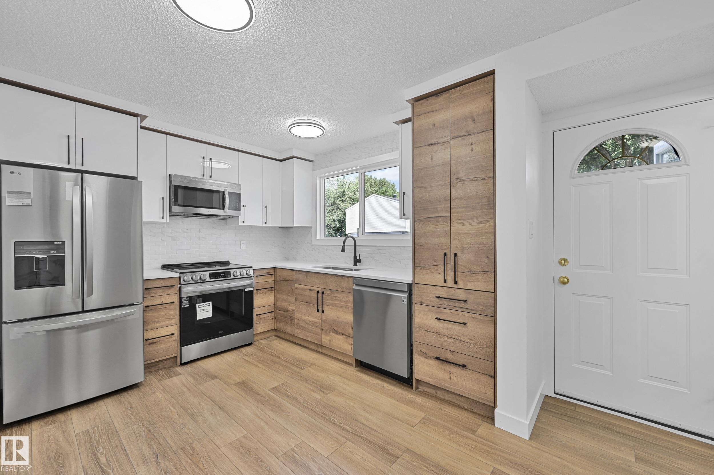 416 Hermitage Road NW, Homesteader, Edmonton 