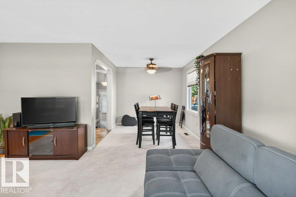 Photo 11 at 15 Sunnyside Crescent, Sturgeon Heights, St. Albert