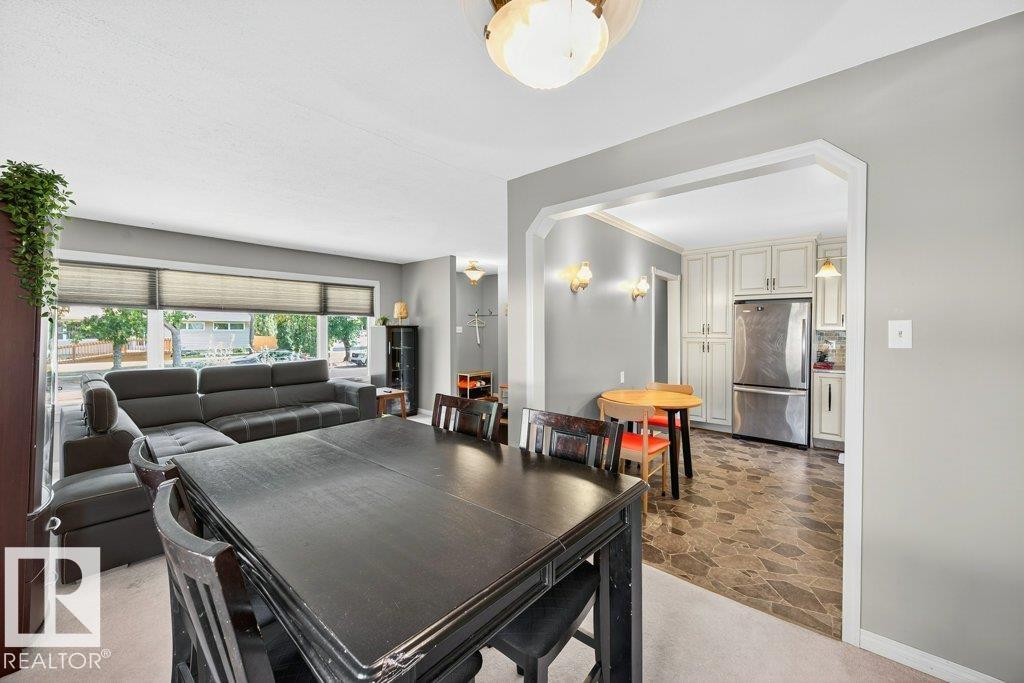 Photo 13 at 15 Sunnyside Crescent, Sturgeon Heights, St. Albert