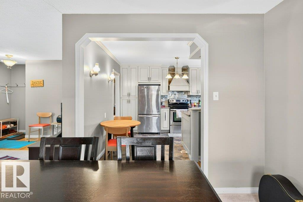 Photo 14 at 15 Sunnyside Crescent, Sturgeon Heights, St. Albert