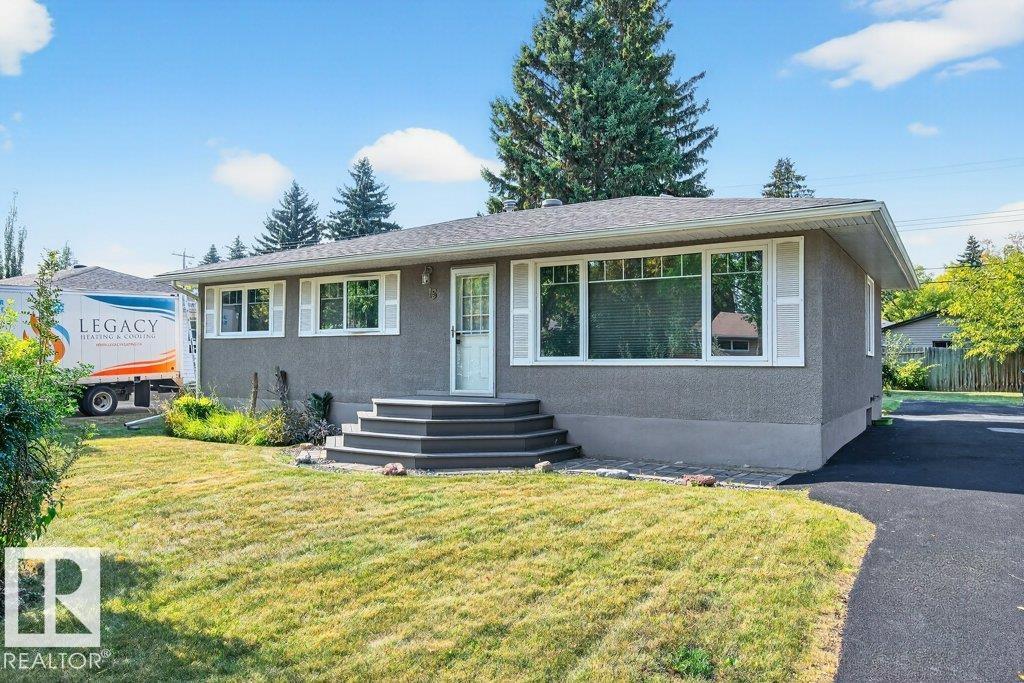 Photo 3 at 15 Sunnyside Crescent, Sturgeon Heights, St. Albert