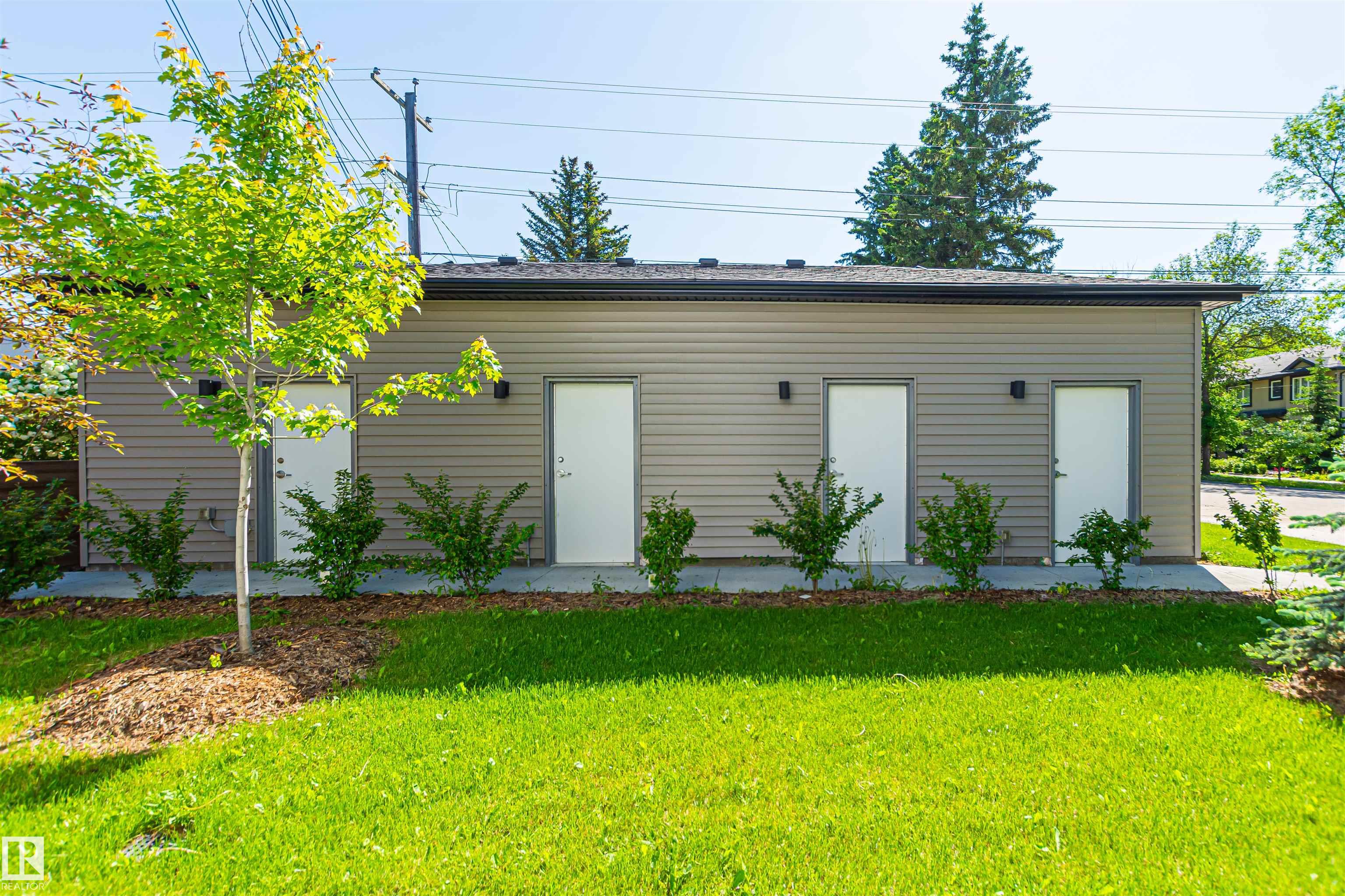 Picture for 12220/22/24/26 112 AV NW