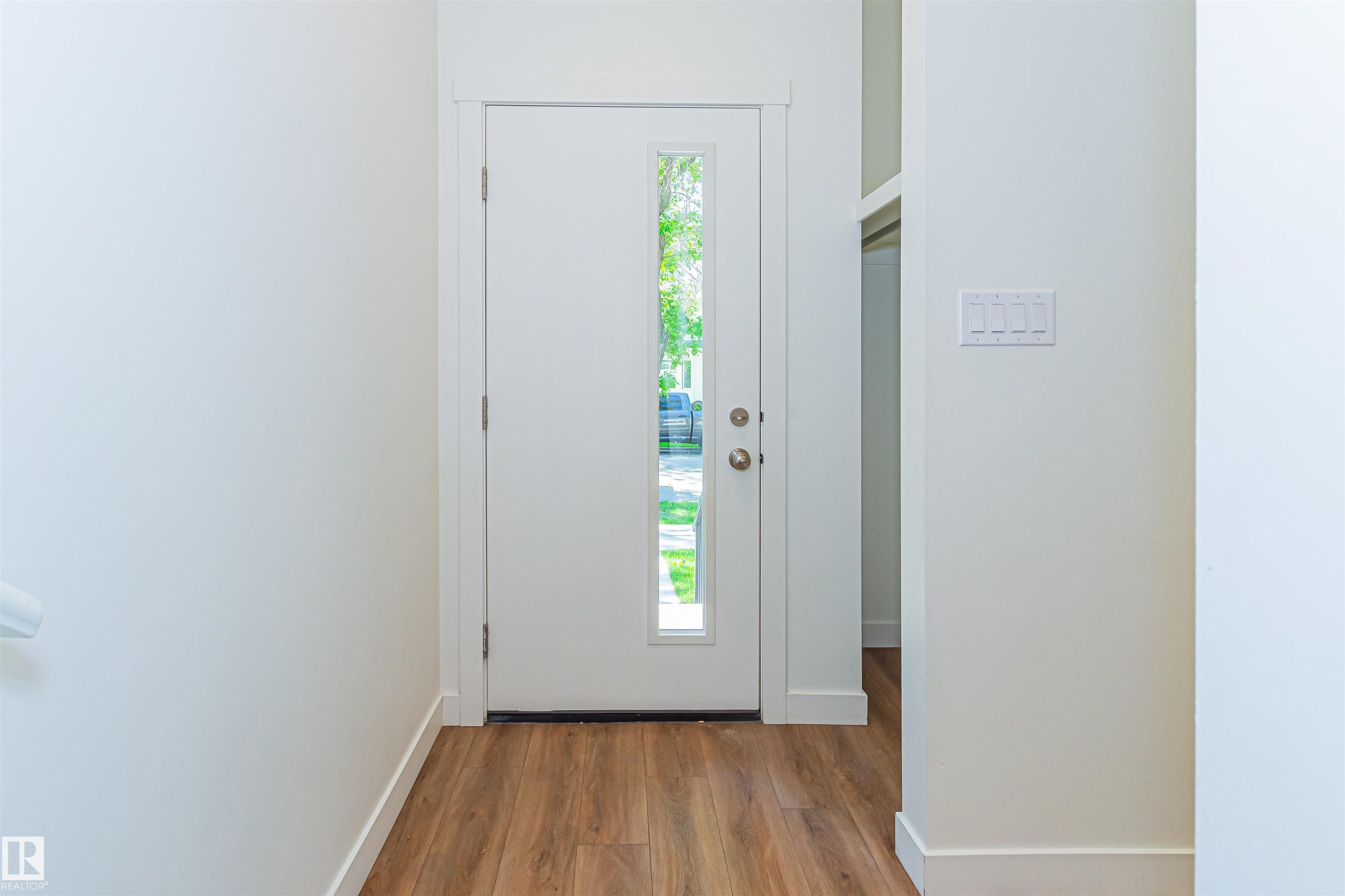 Picture for 12220/22/24/26 112 AV NW