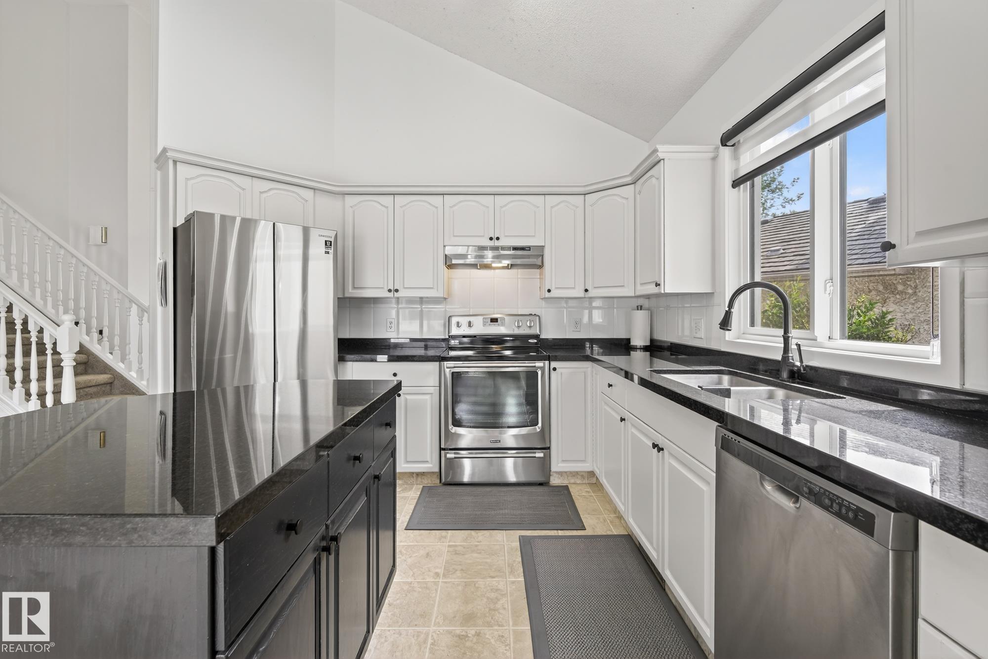 Photo 18 at 7 Charlton Road, Charlton Heights, Sherwood Park