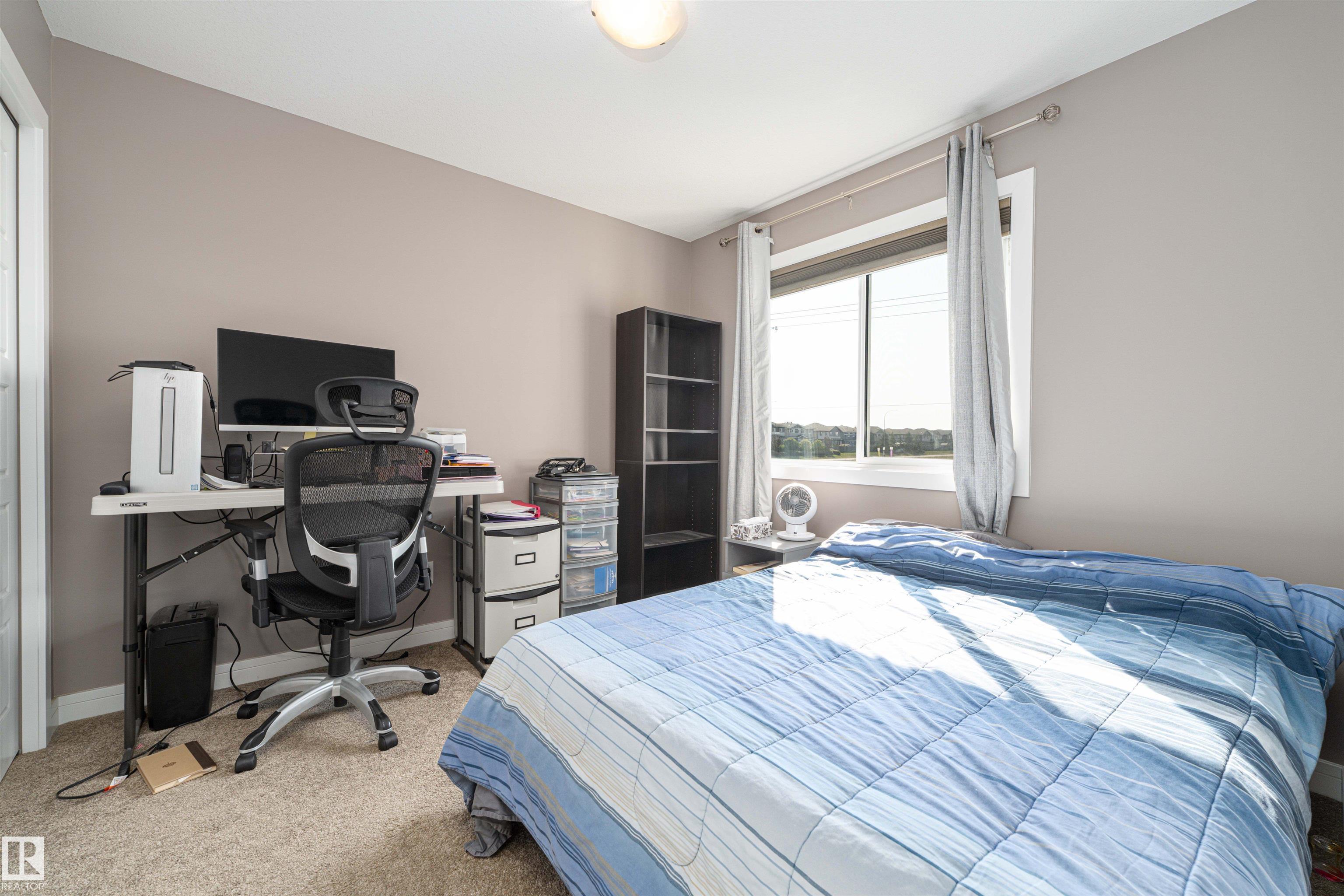 Photo 30 at 45 Sandalwood Place, Suntree, Leduc