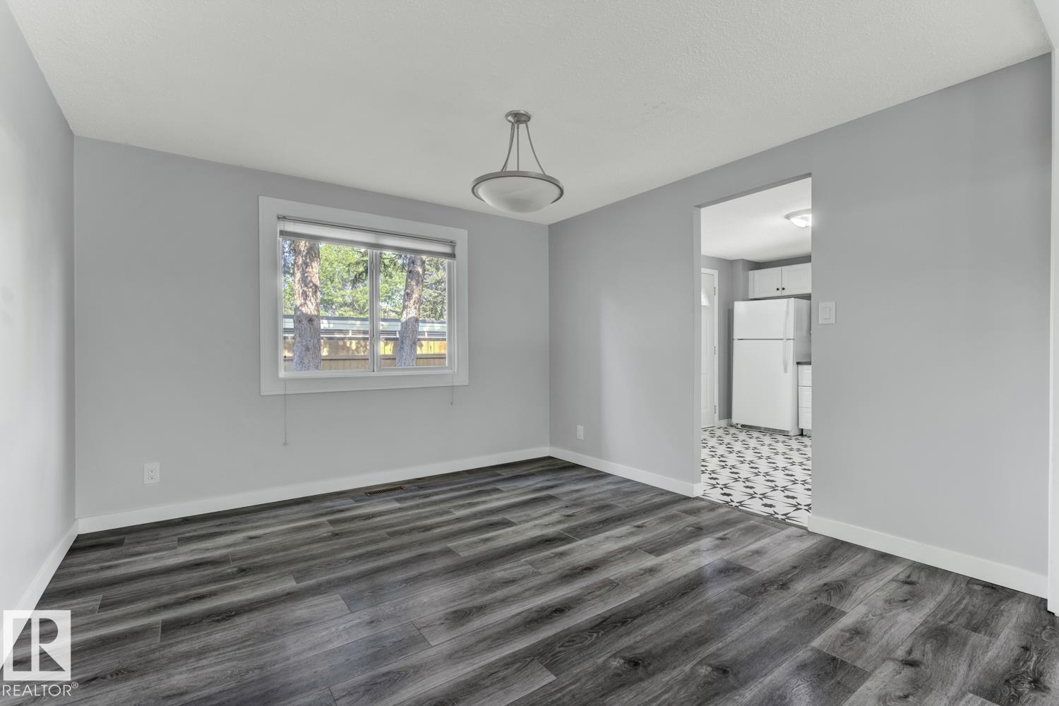 Photo 11 at 283 Ridgewood Terrace, Braeside, St. Albert