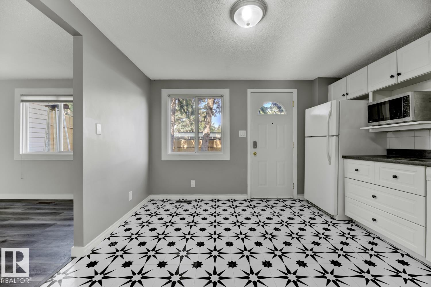 Photo 15 at 283 Ridgewood Terrace, Braeside, St. Albert