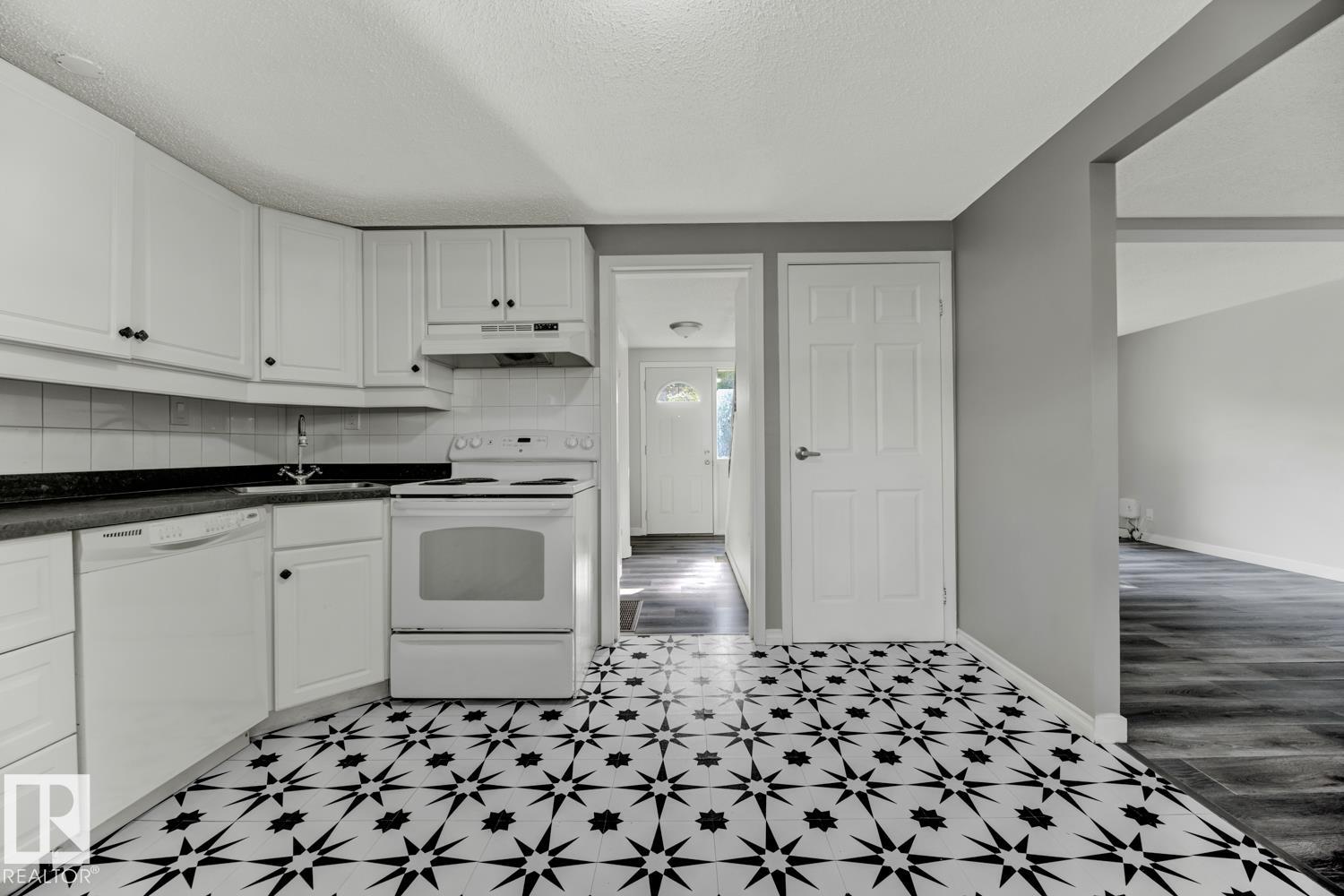 Photo 17 at 283 Ridgewood Terrace, Braeside, St. Albert