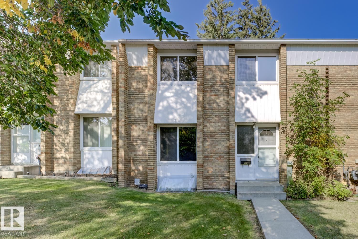 Photo 3 at 283 Ridgewood Terrace, Braeside, St. Albert