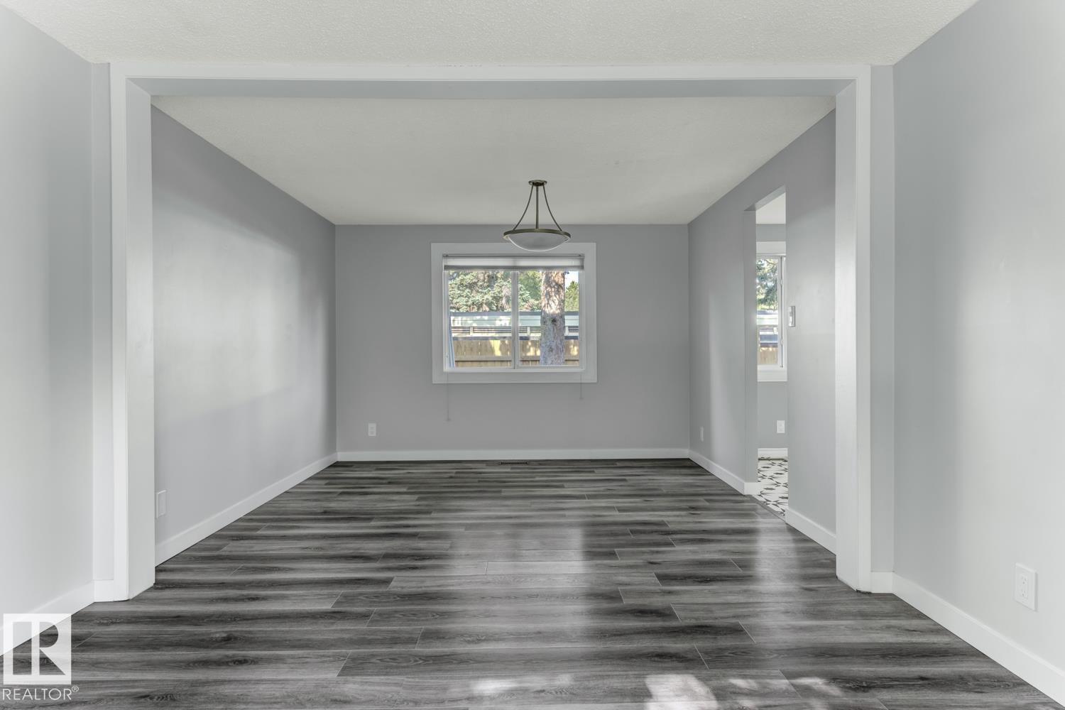 Photo 9 at 283 Ridgewood Terrace, Braeside, St. Albert