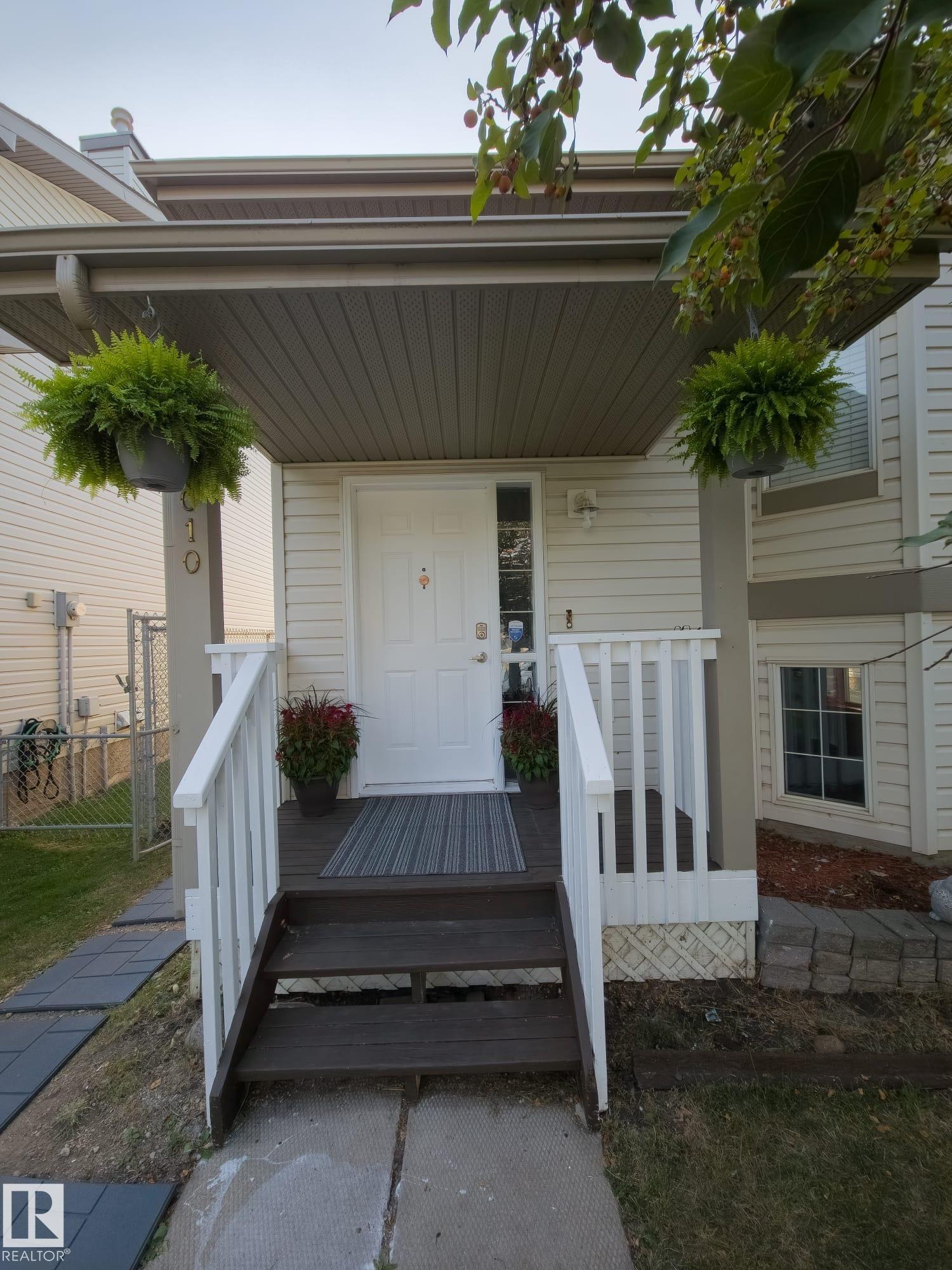 Photo 2 at 3010 49 Street, Beau Val, Beaumont