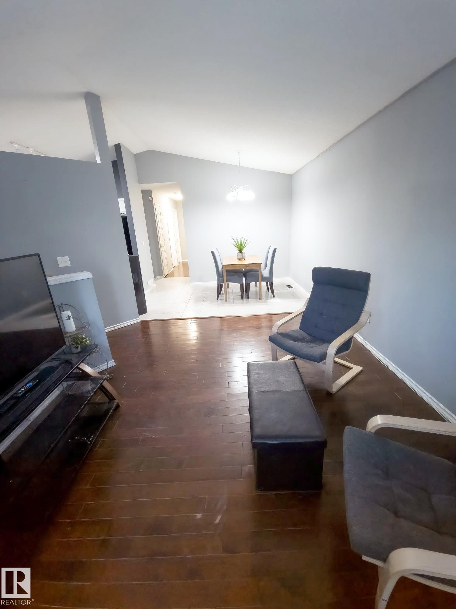 Photo 7 at 3010 49 Street, Beau Val, Beaumont