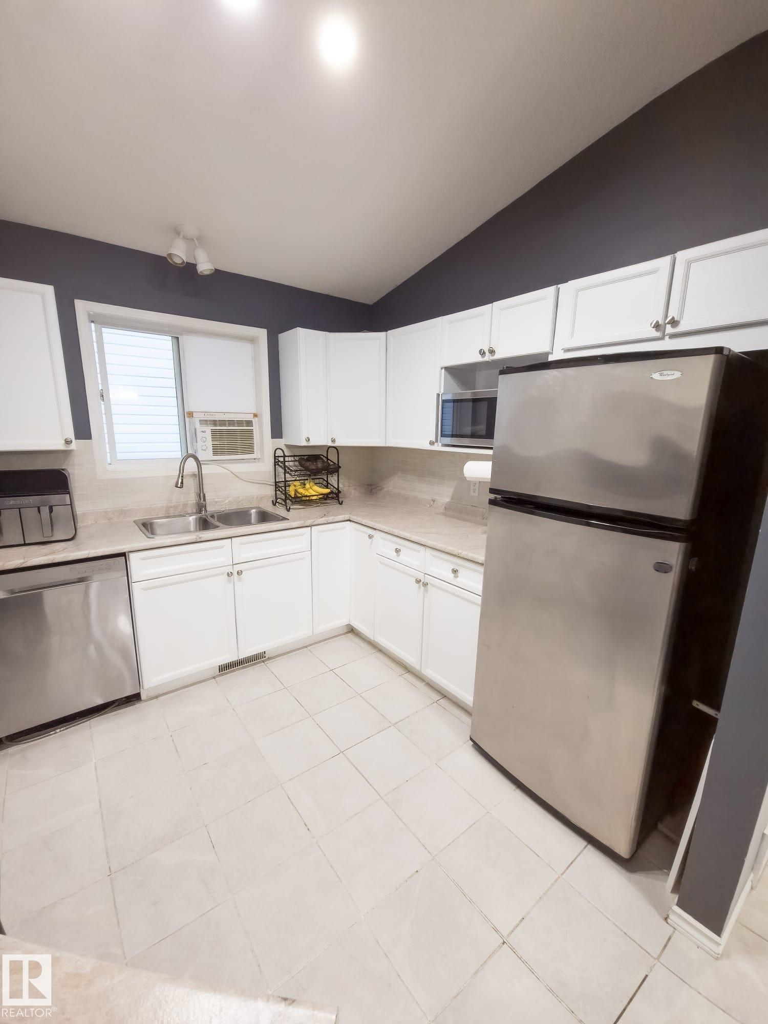 Photo 8 at 3010 49 Street, Beau Val, Beaumont