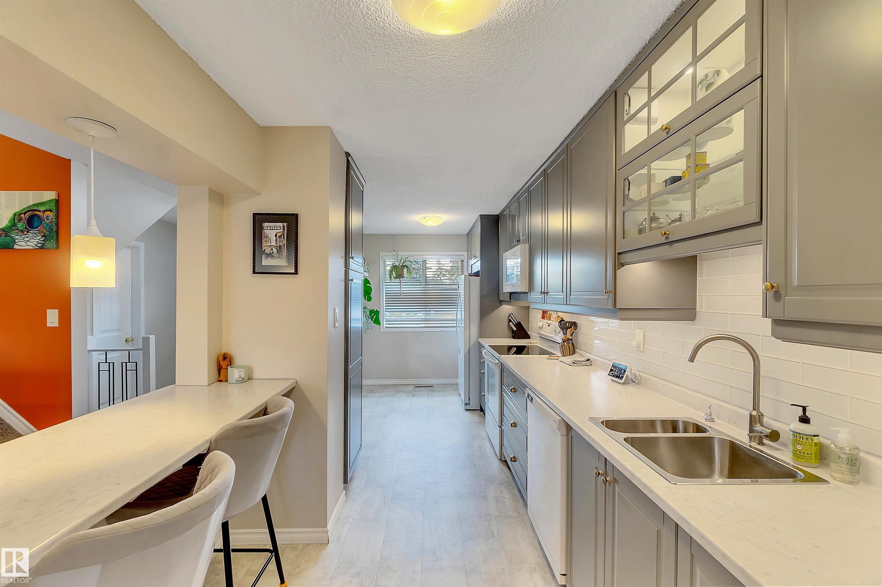Photo 9 at 100 Great oaks, Broadmoor Estates, Sherwood Park