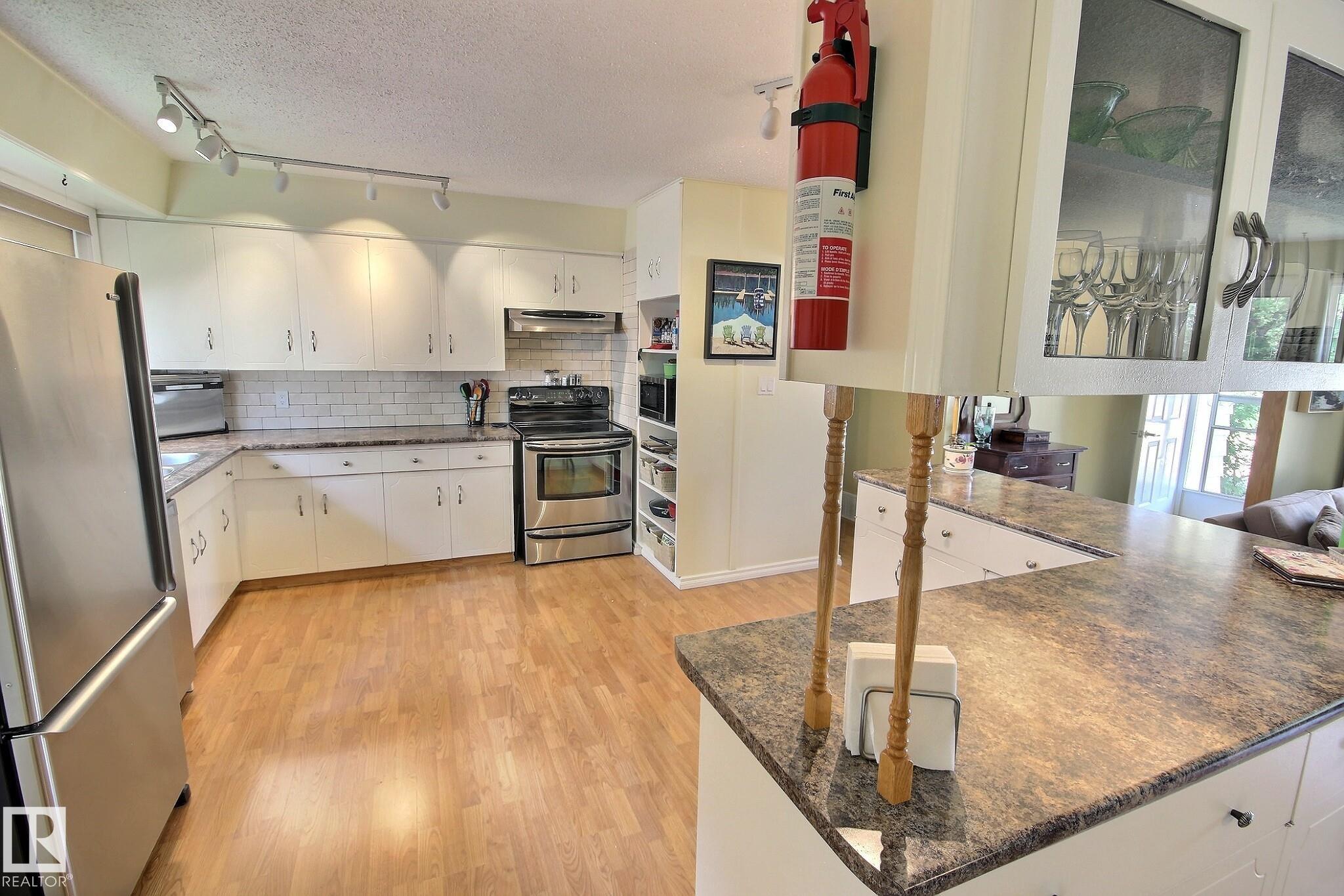 Photo 6 at 2 Wascana Street, Woodhaven, Spruce Grove