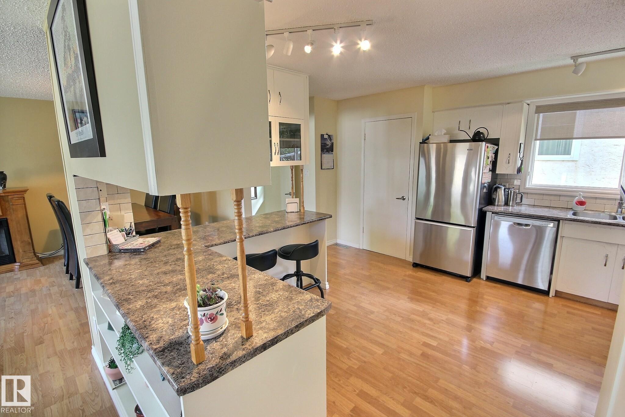 Photo 7 at 2 Wascana Street, Woodhaven, Spruce Grove