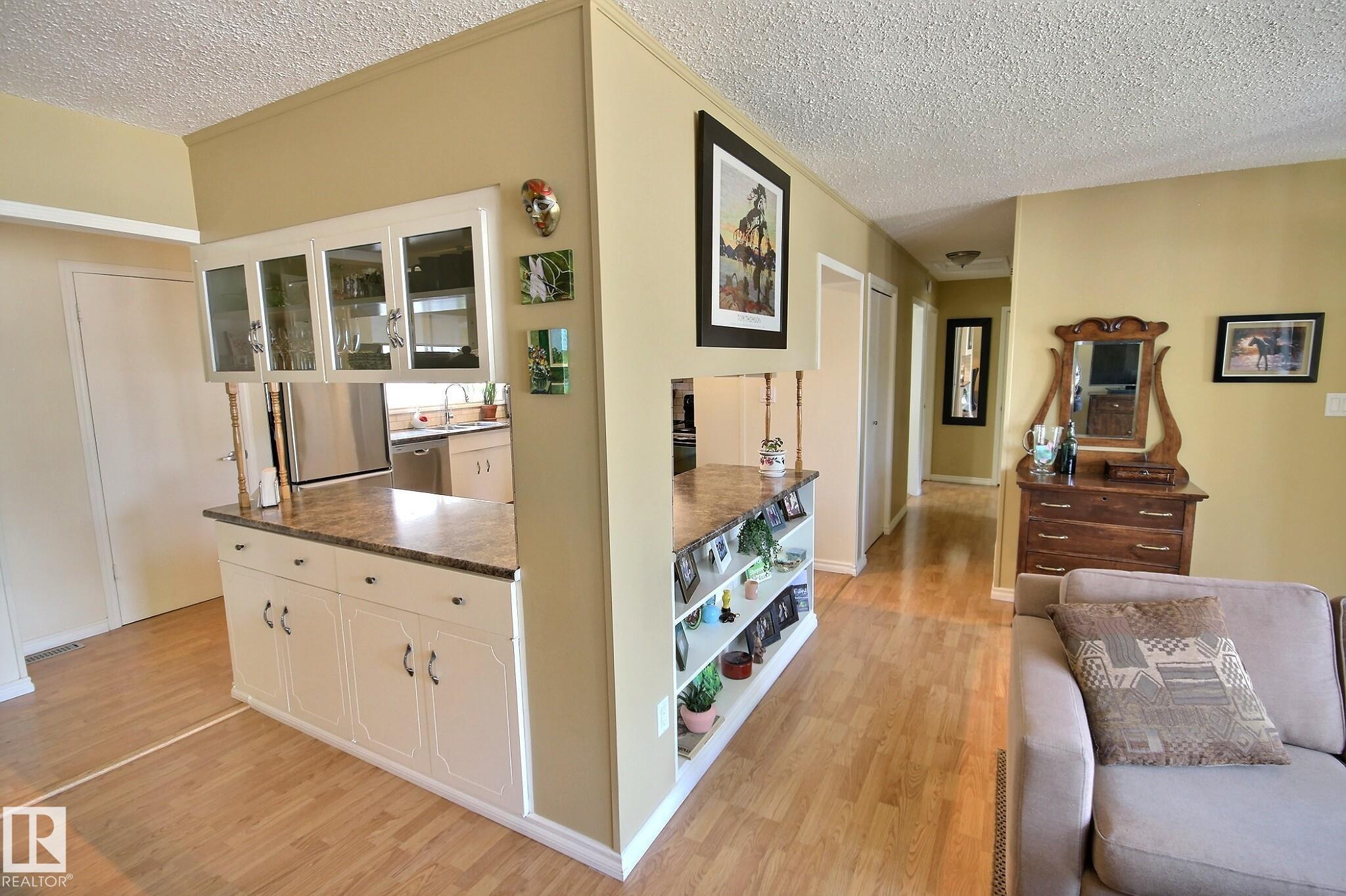 Photo 8 at 2 Wascana Street, Woodhaven, Spruce Grove