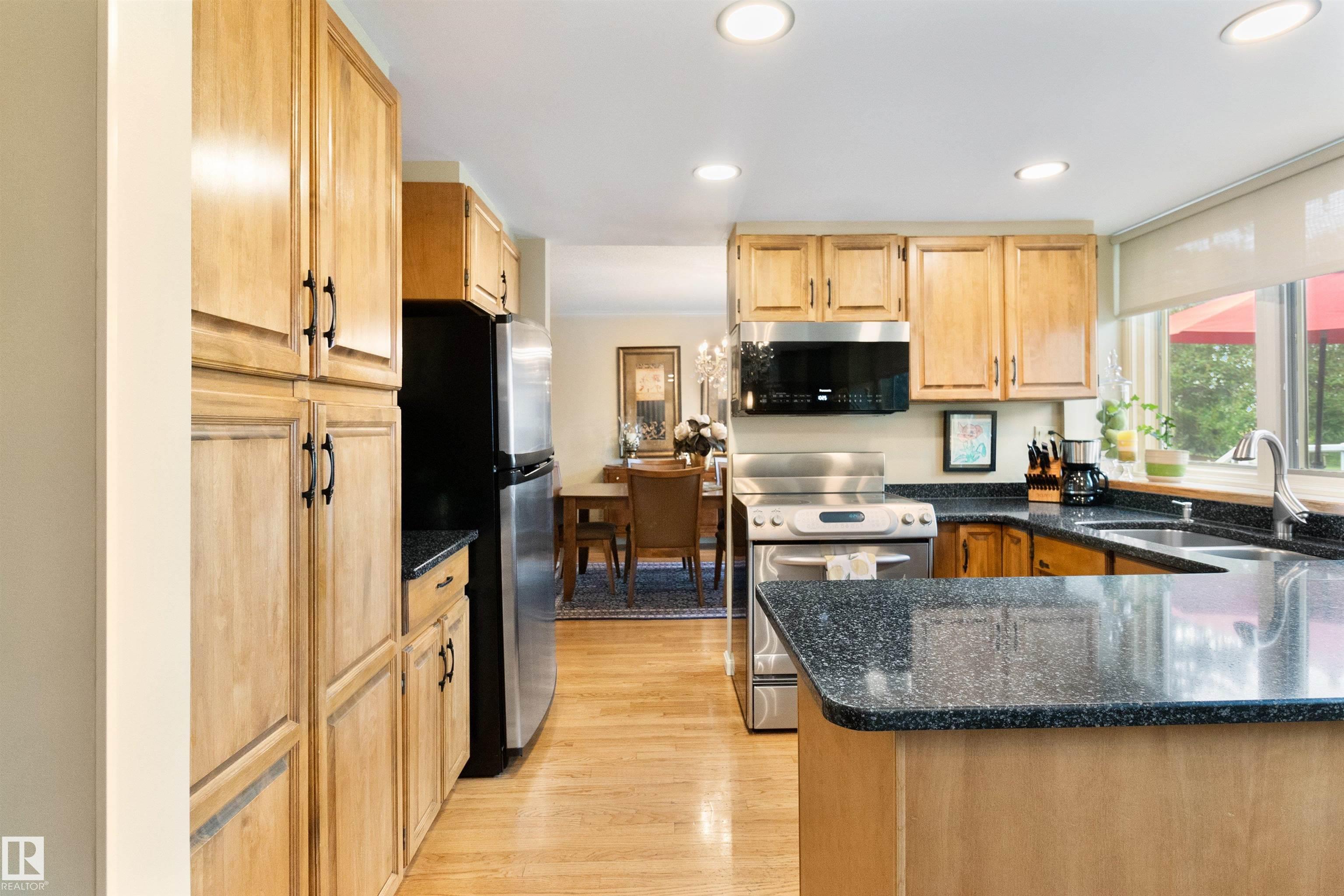 Photo 16 at 433 Village Drive, Village on the Lake, Sherwood Park