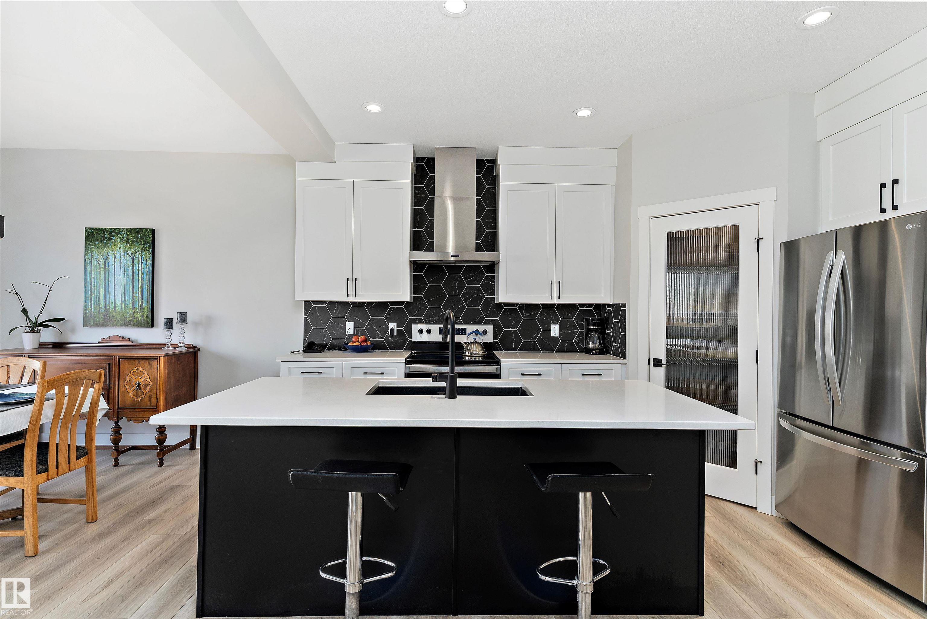 Photo 6 at 3804 42 Avenue, Triomphe Estates, Beaumont