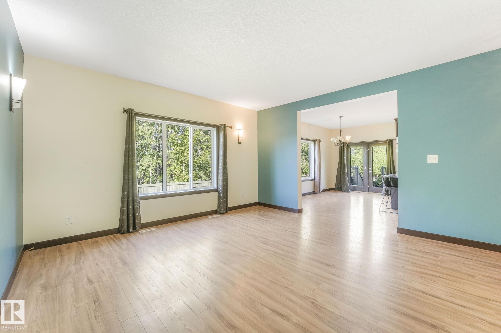 Photo 24 at 18 Valarie Bay, Spruce Village, Spruce Grove