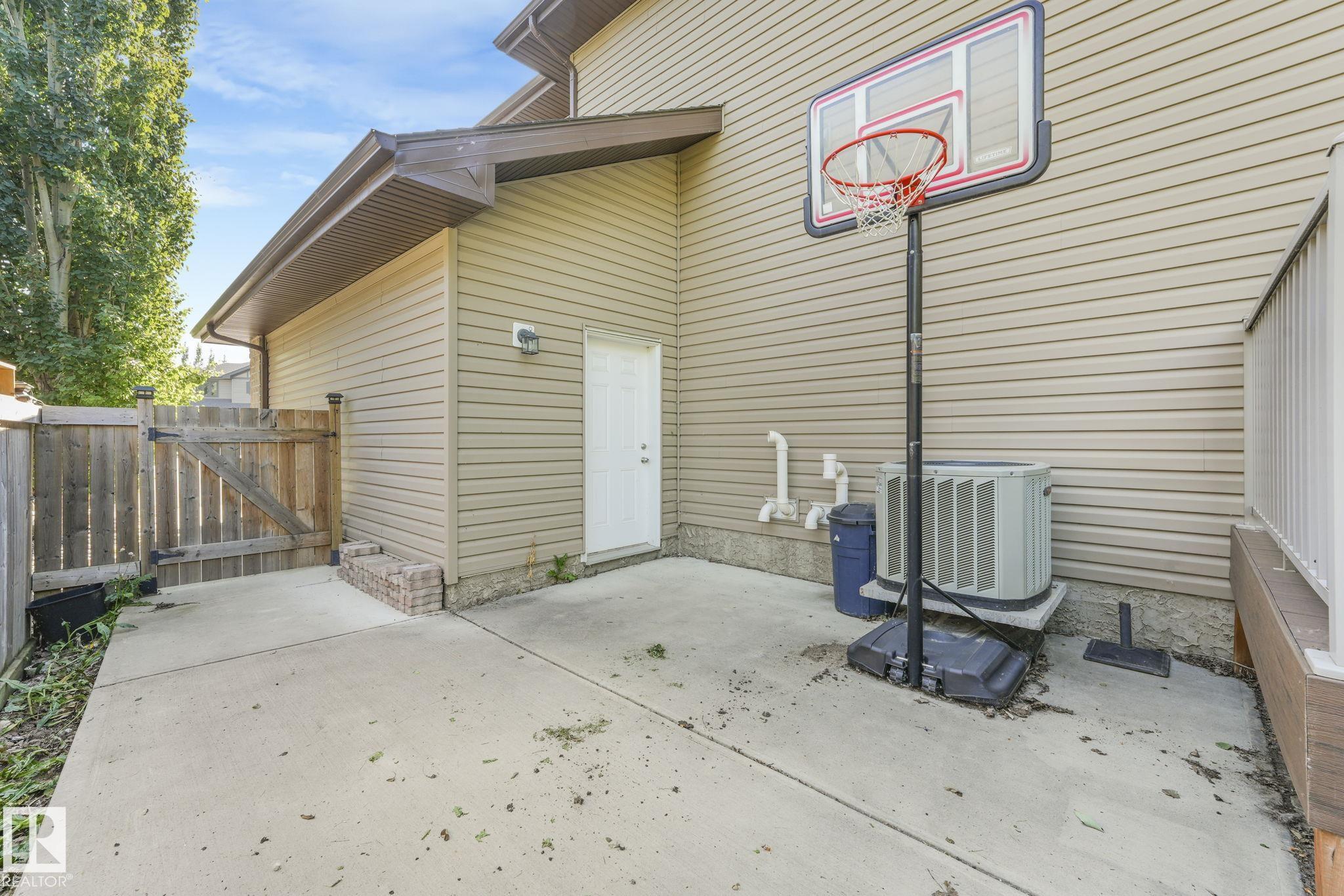 Photo 9 at 18 Valarie Bay, Spruce Village, Spruce Grove