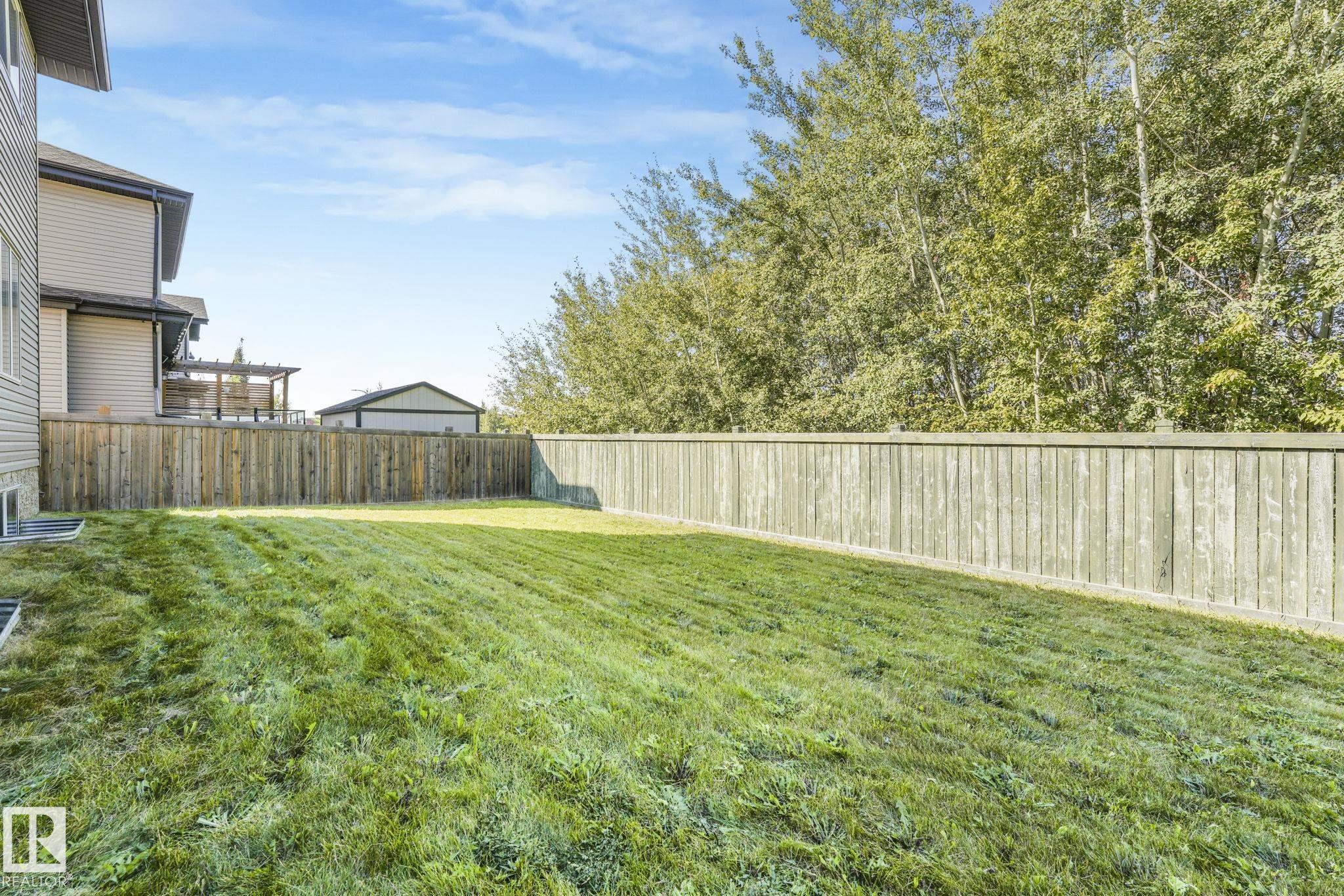 Photo 10 at 18 Valarie Bay, Spruce Village, Spruce Grove