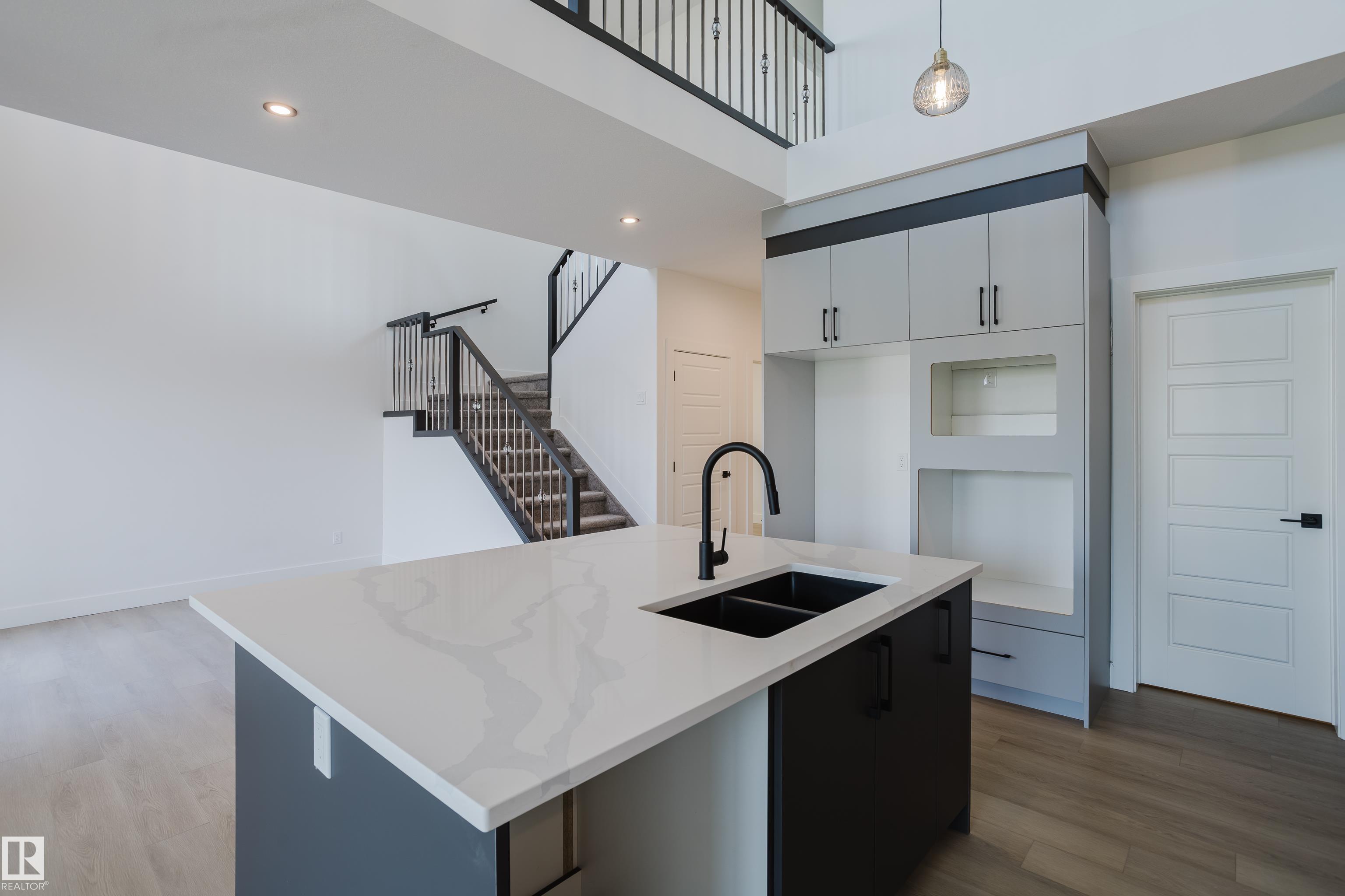 Photo 15 at 69 Meadowgrove Lane, McLaughlin, Spruce Grove