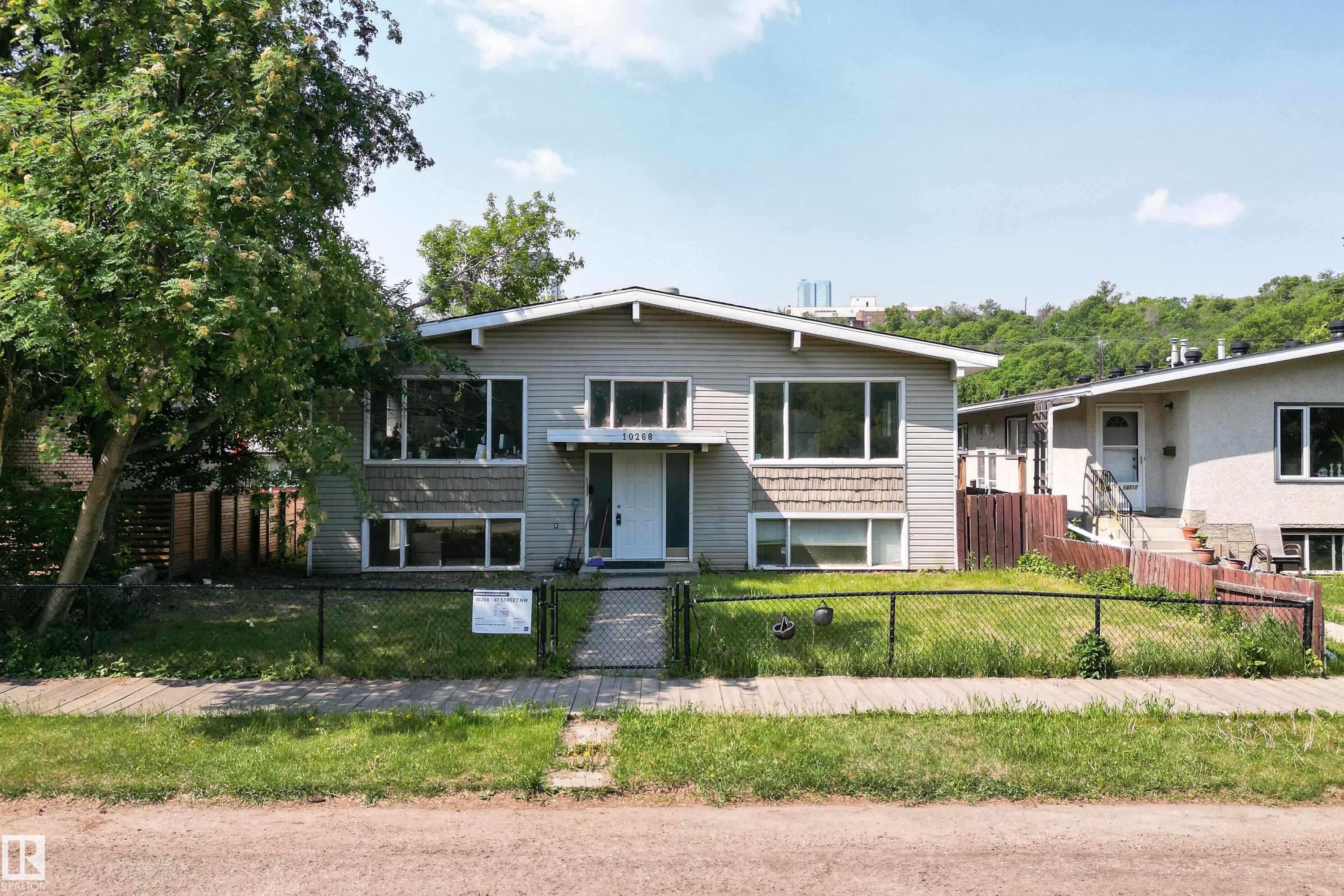 1-4 - 10268 87 Street NW, Riverdale, Edmonton 