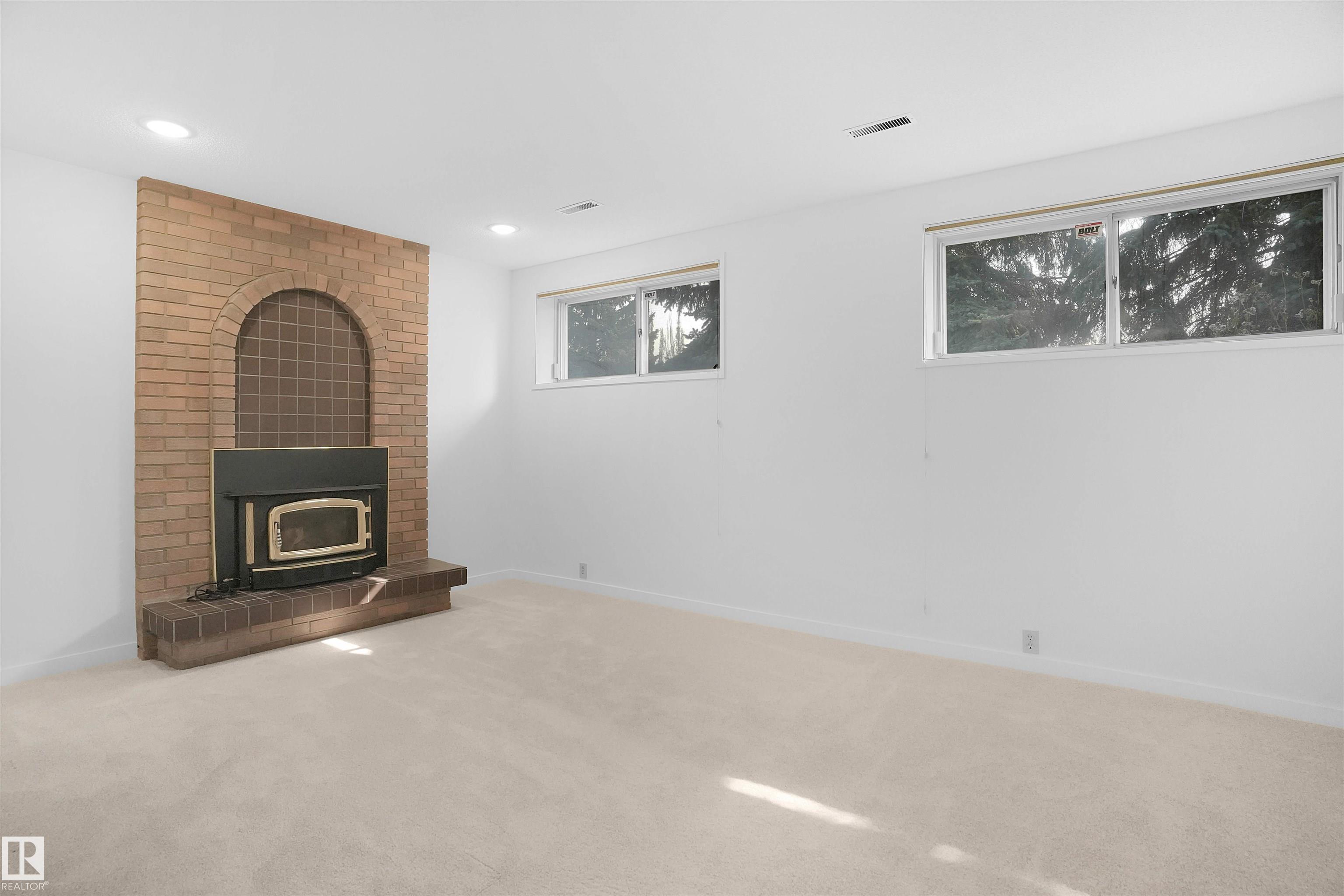 Photo 28 at 14324 49 Avenue NW, Brookside, Edmonton