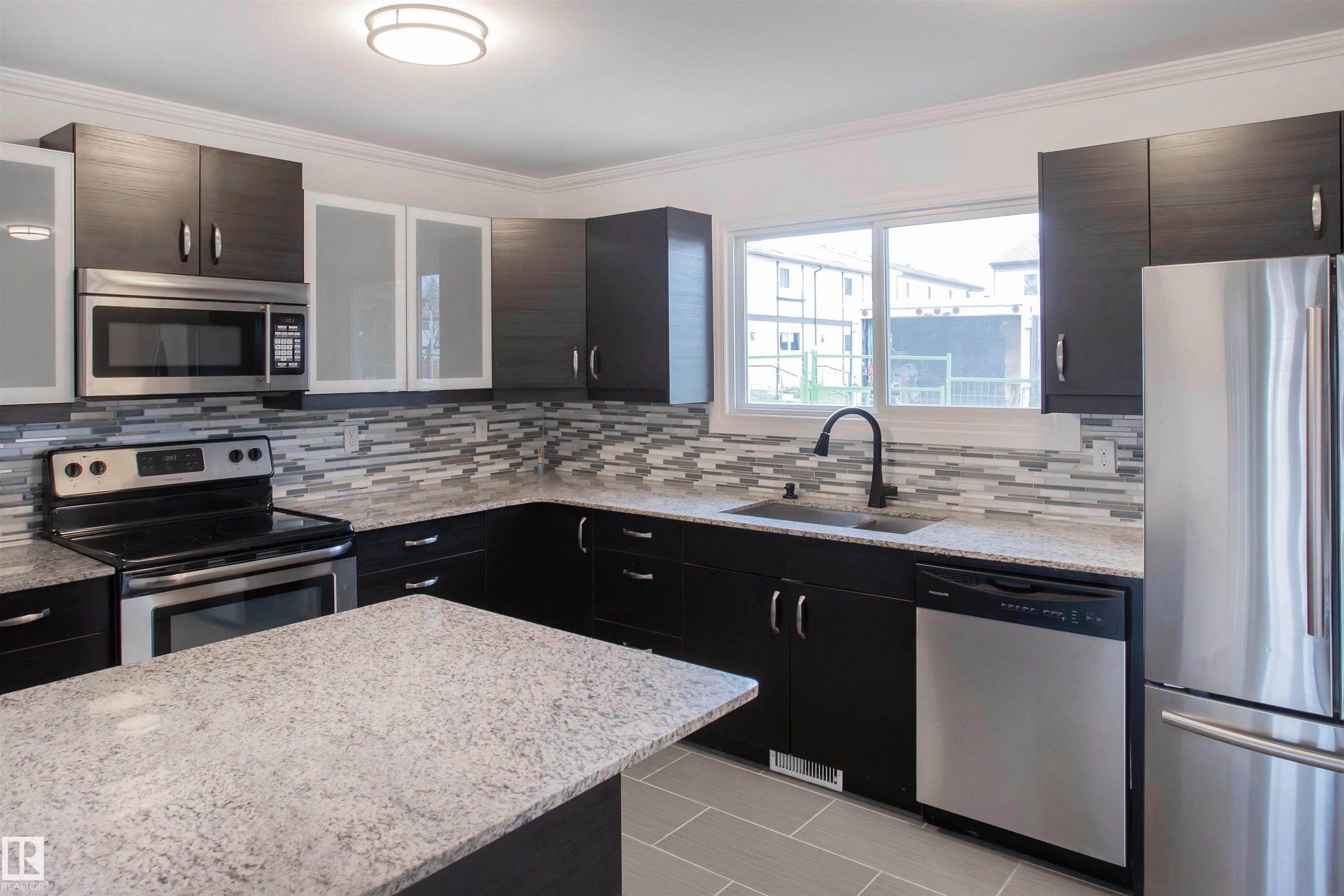 1270 Lakewood Road W NW, Tipaskan, Edmonton 