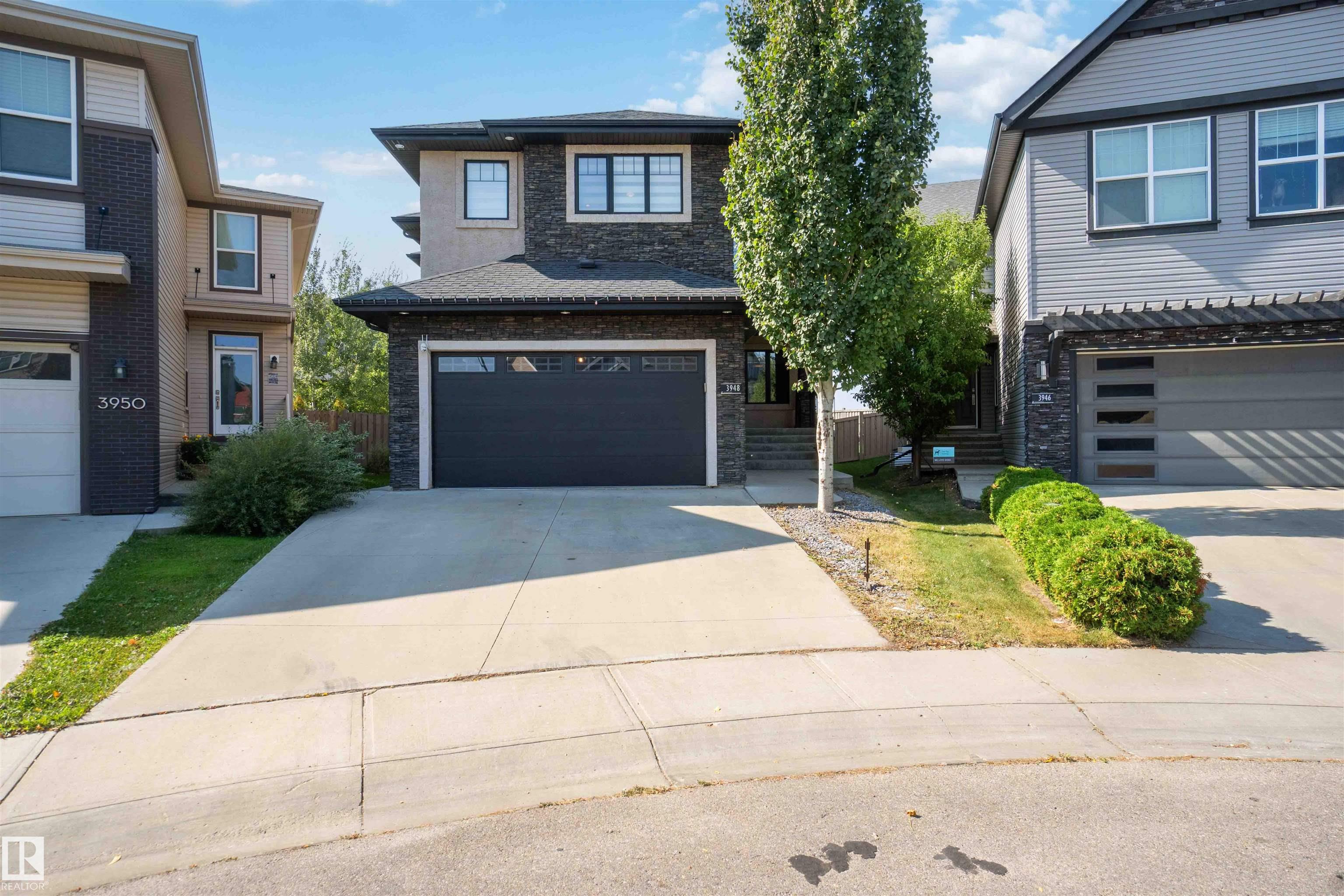 Photo 2 at 3948 Claxton Loop SW, Chappelle Area, Edmonton