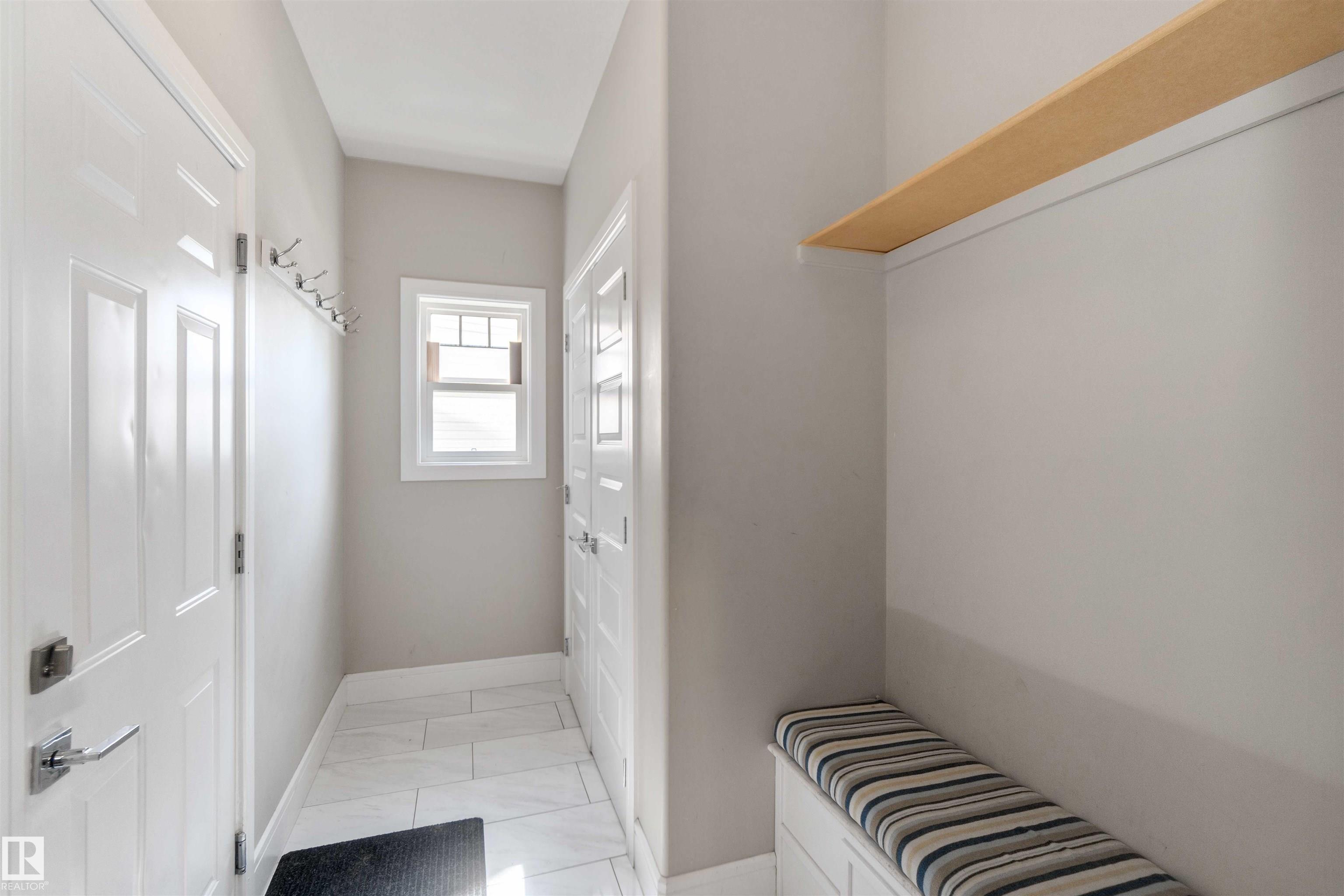Photo 9 at 3948 Claxton Loop SW, Chappelle Area, Edmonton