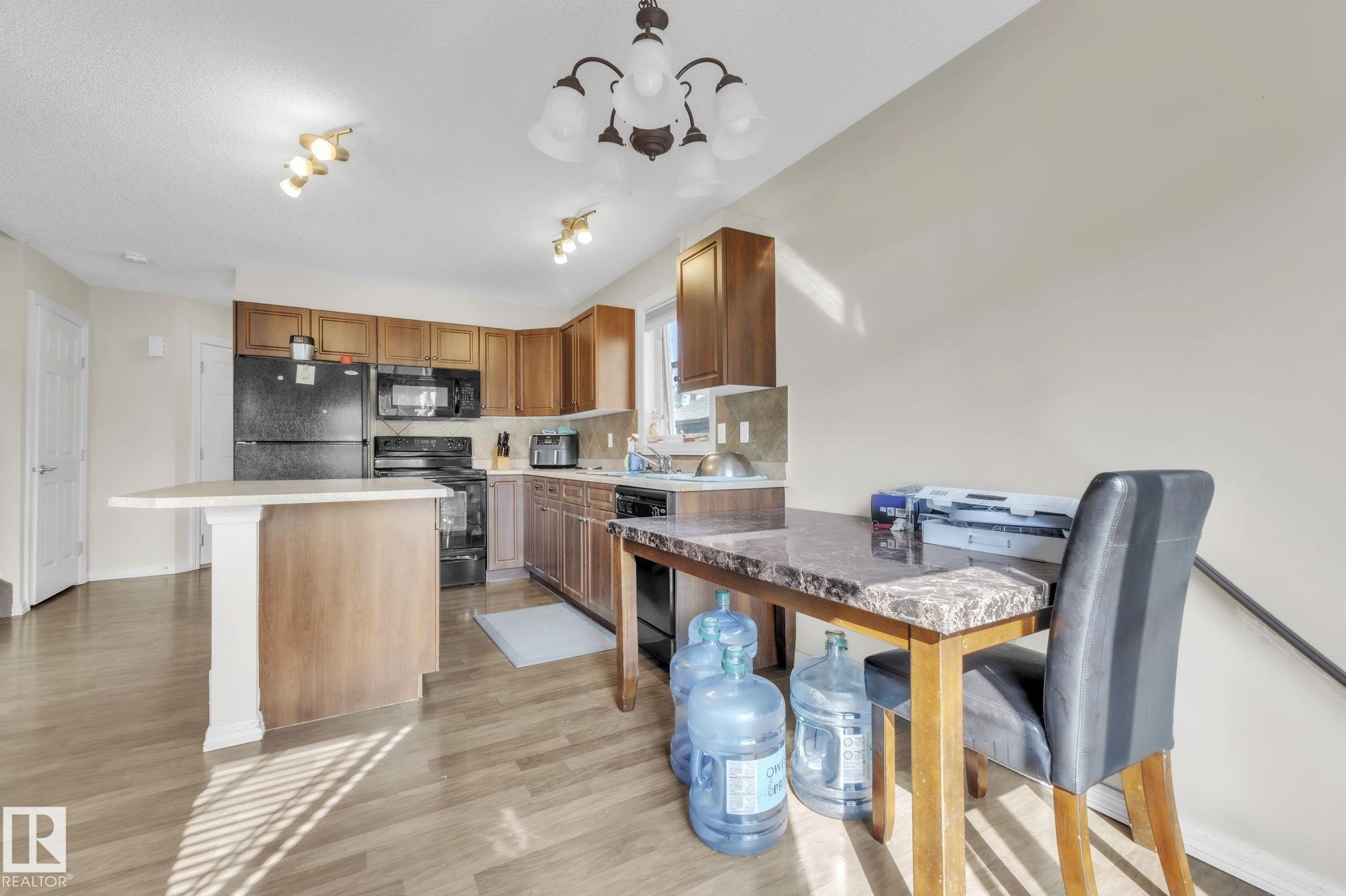 Photo 11 at 140 Calvert Wynd, South Pointe, Fort Saskatchewan