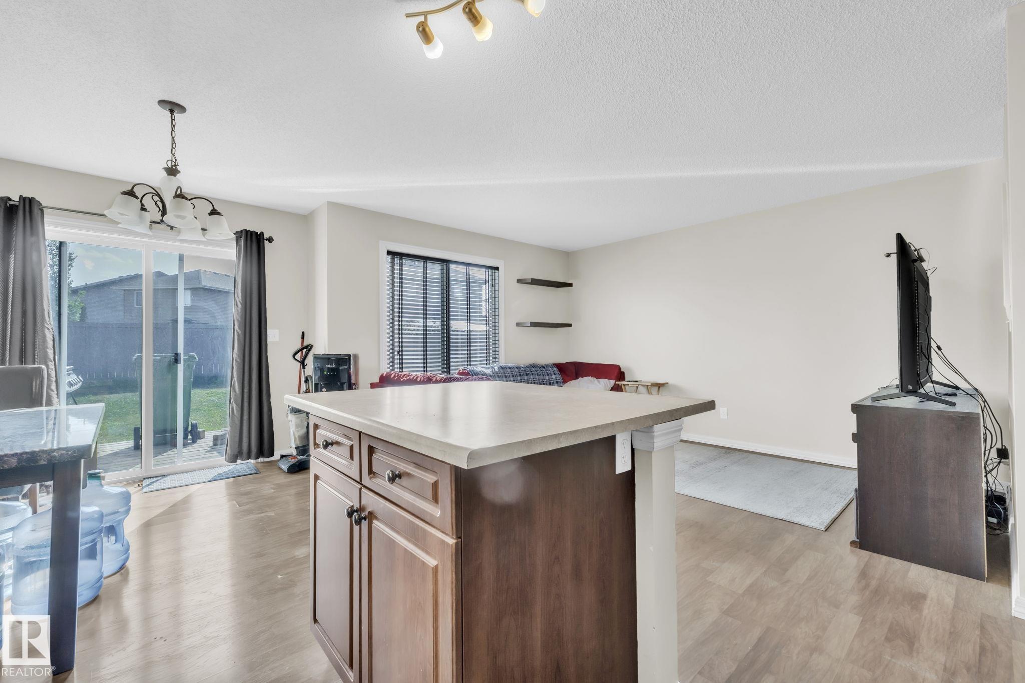 Photo 8 at 140 Calvert Wynd, South Pointe, Fort Saskatchewan