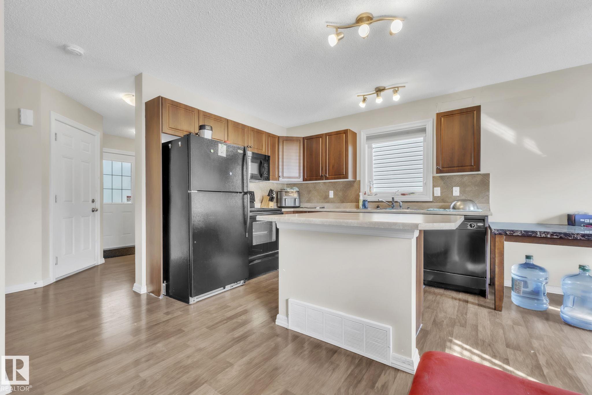 Photo 9 at 140 Calvert Wynd, South Pointe, Fort Saskatchewan
