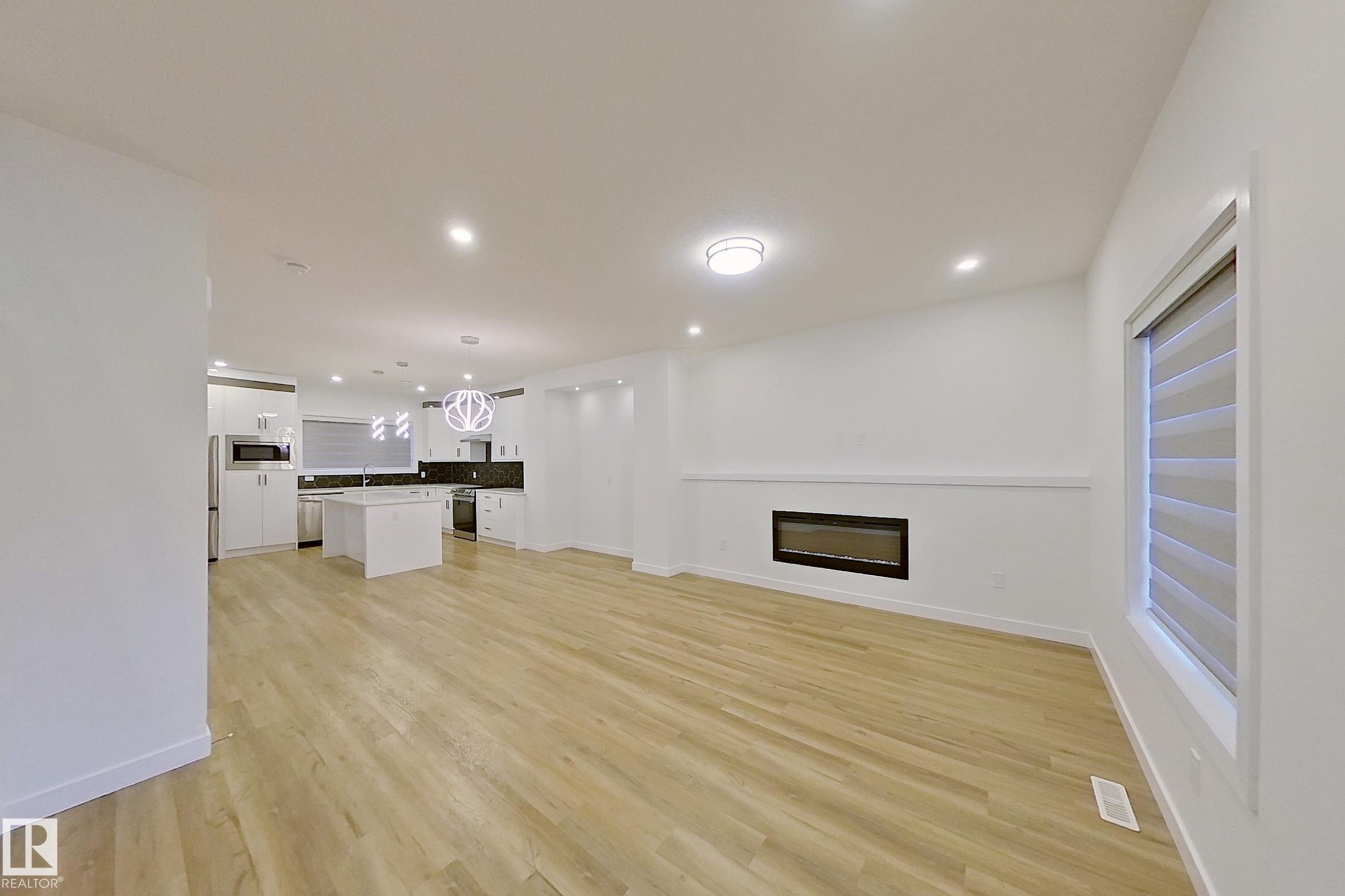 Photo 11 at 28 - 10 Salisbury Way, Salisbury Village, Sherwood Park