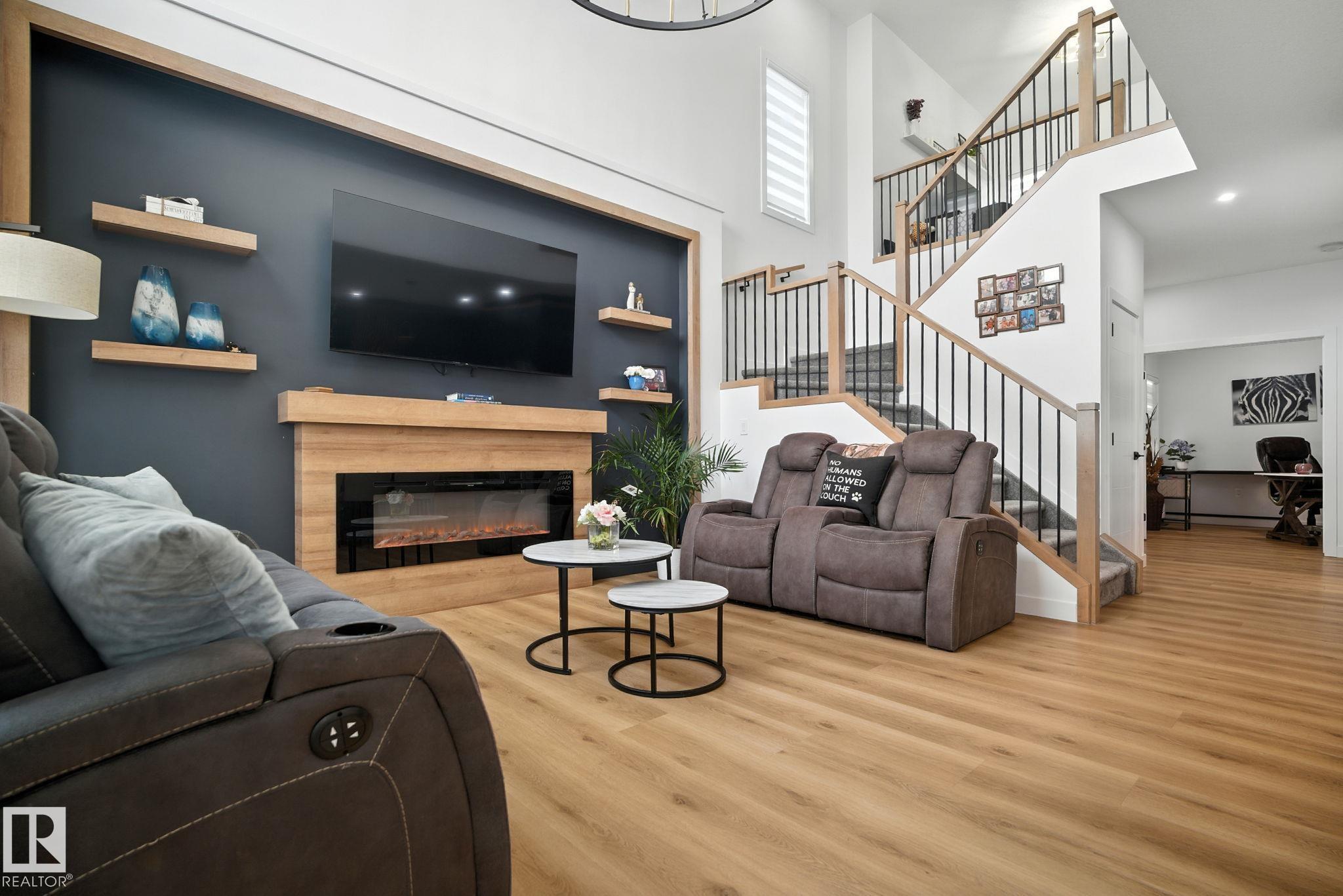 Photo 7 at 50 Grassview Crescent, Tonewood, Spruce Grove