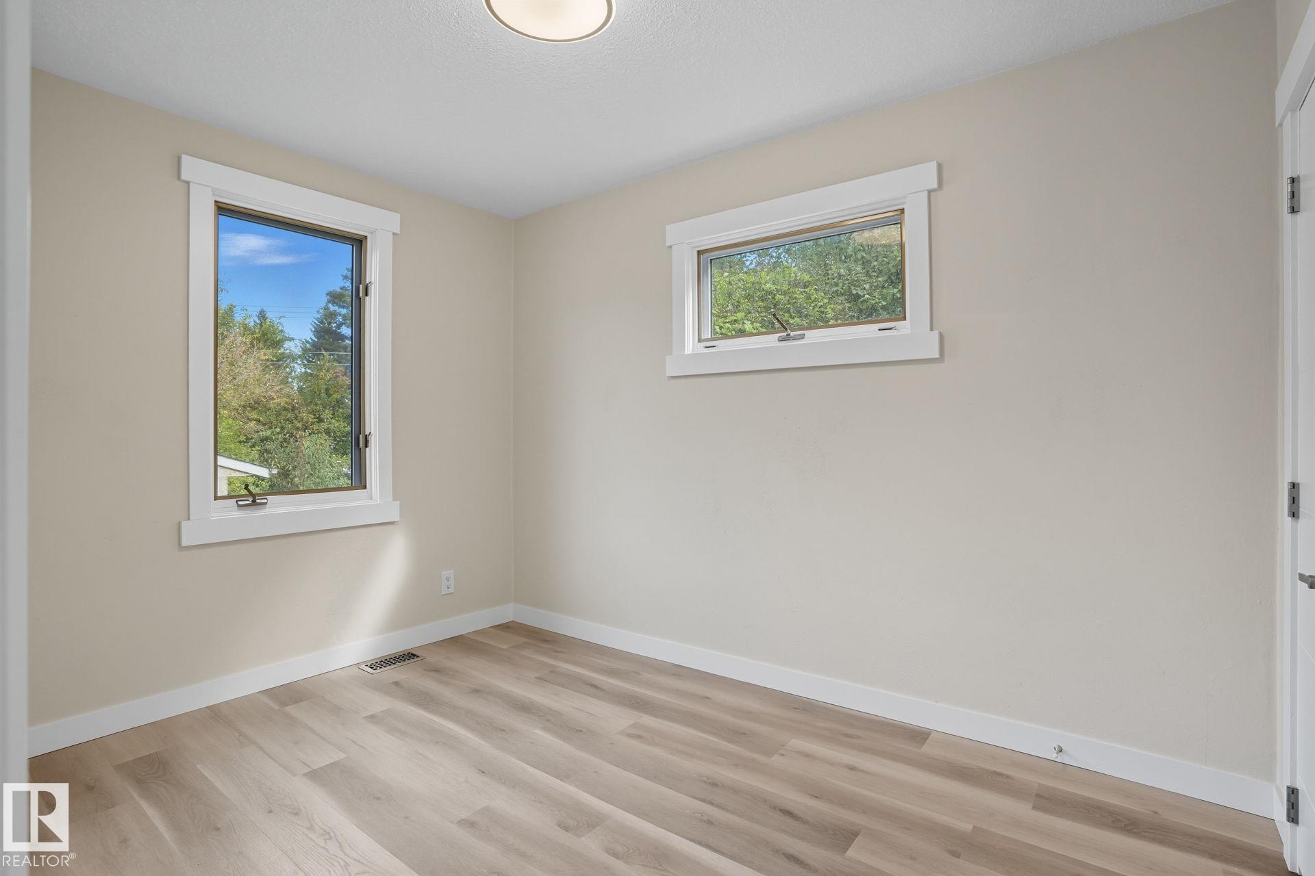 Photo 16 at 11222 71 Avenue NW, Parkallen, Edmonton